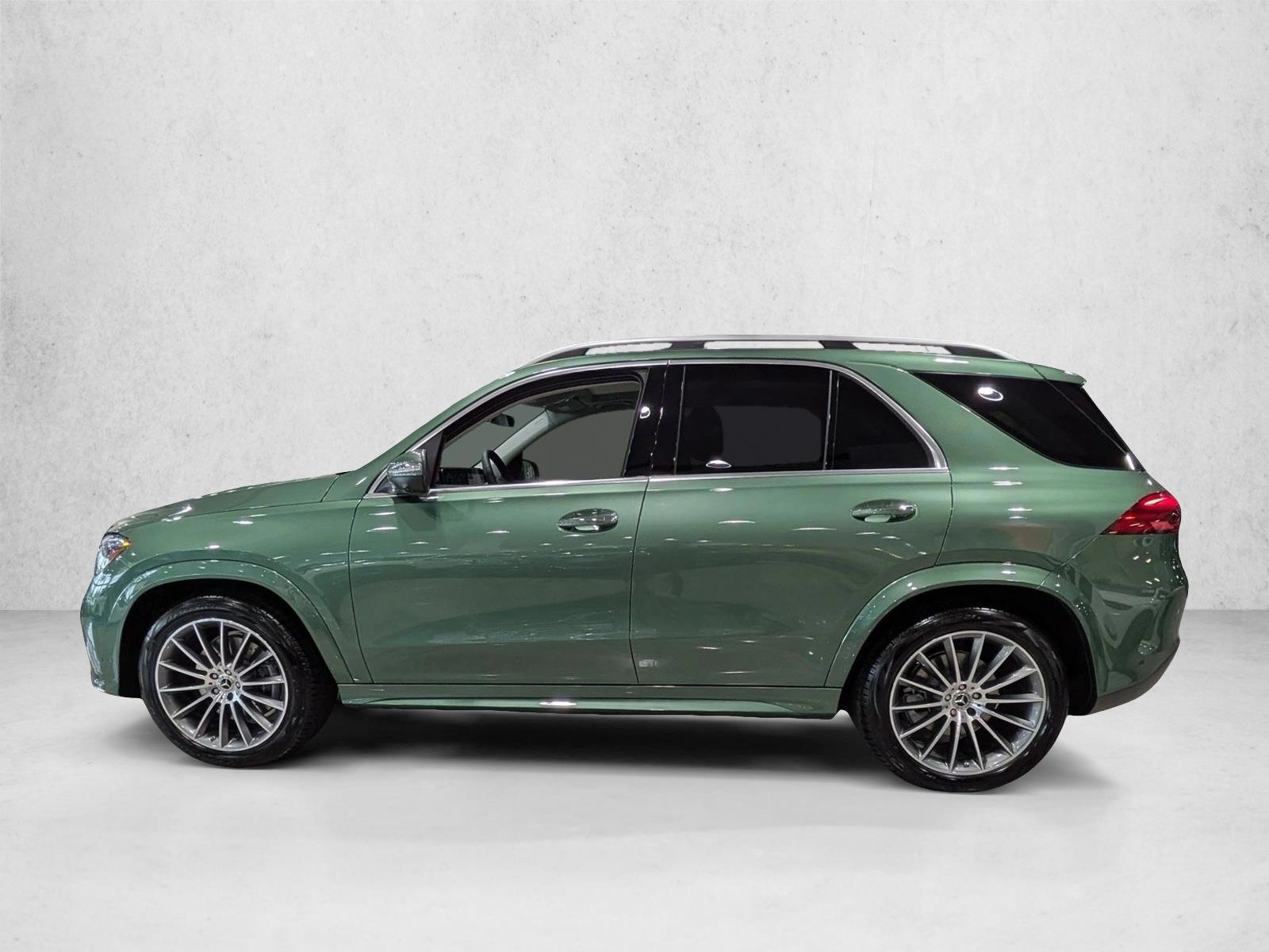 Thumbnail: 2026 Mercedes-Benz GLE - 2