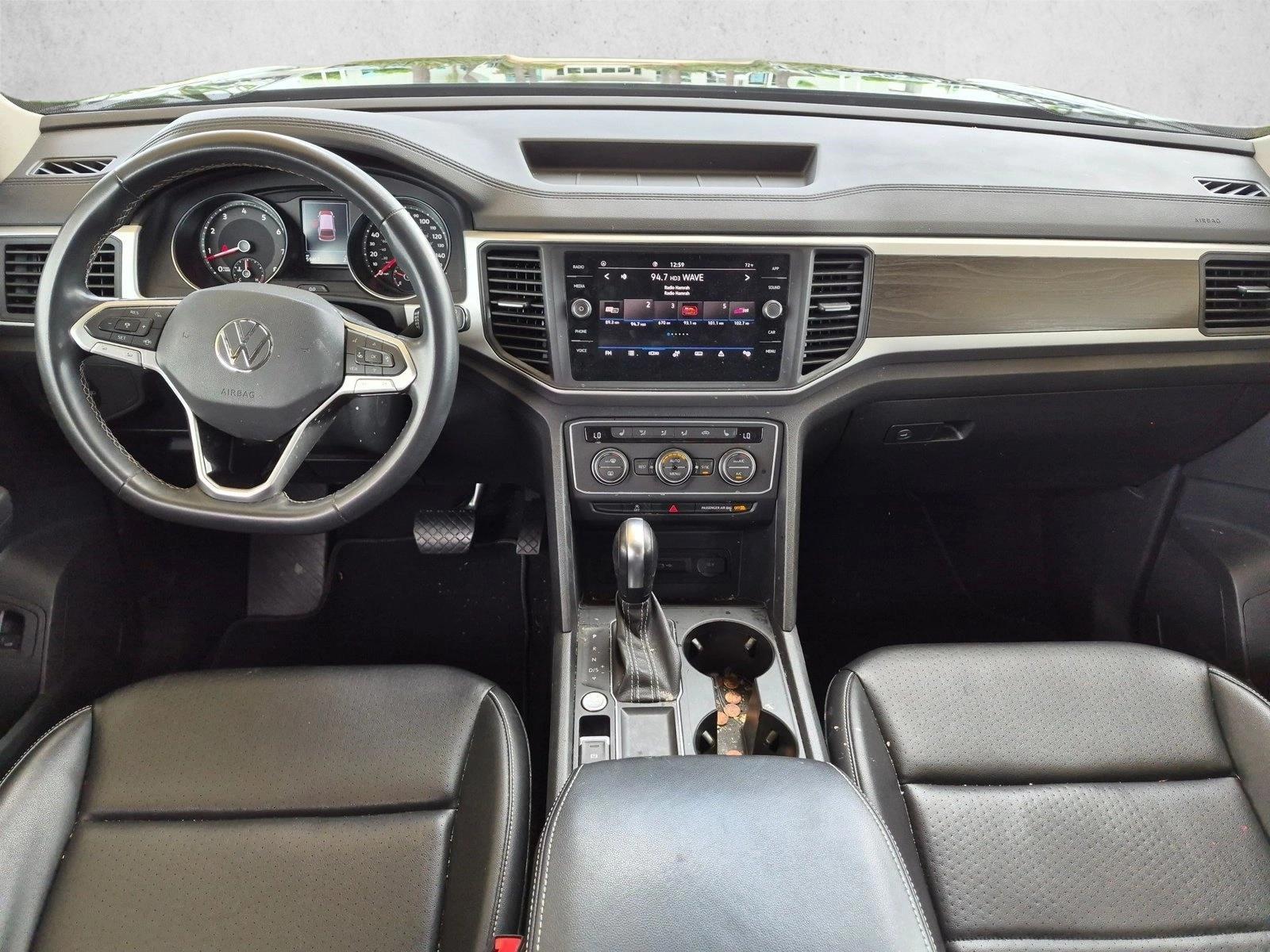 Thumbnail: 2021 Volkswagen Atlas - 3