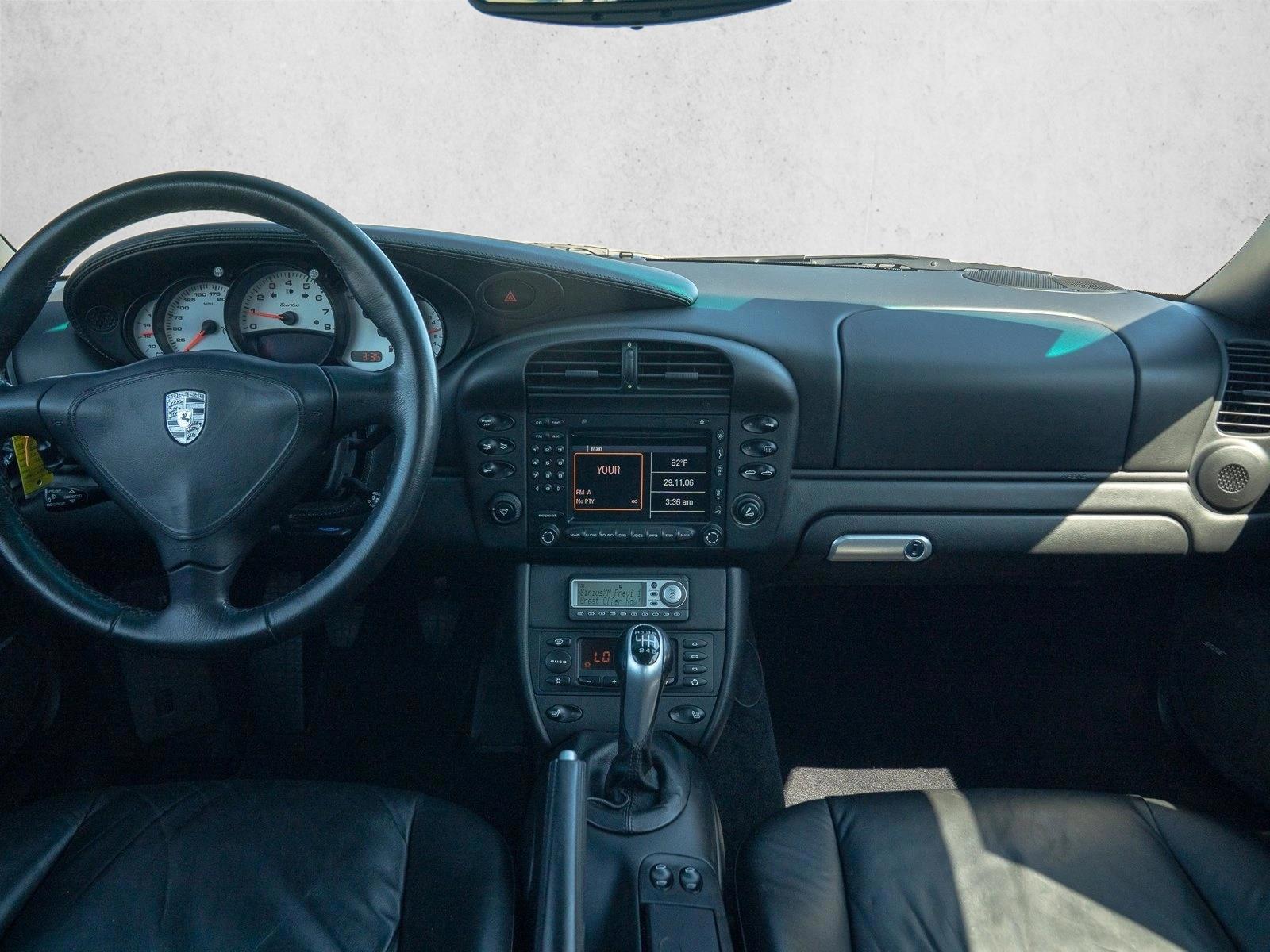 Thumbnail: 2004 Porsche 911 - 3