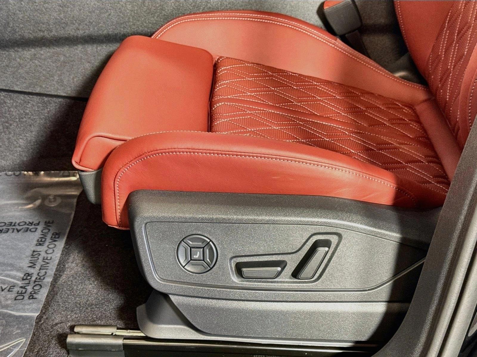 Thumbnail: 2026 Audi SQ5 - 5