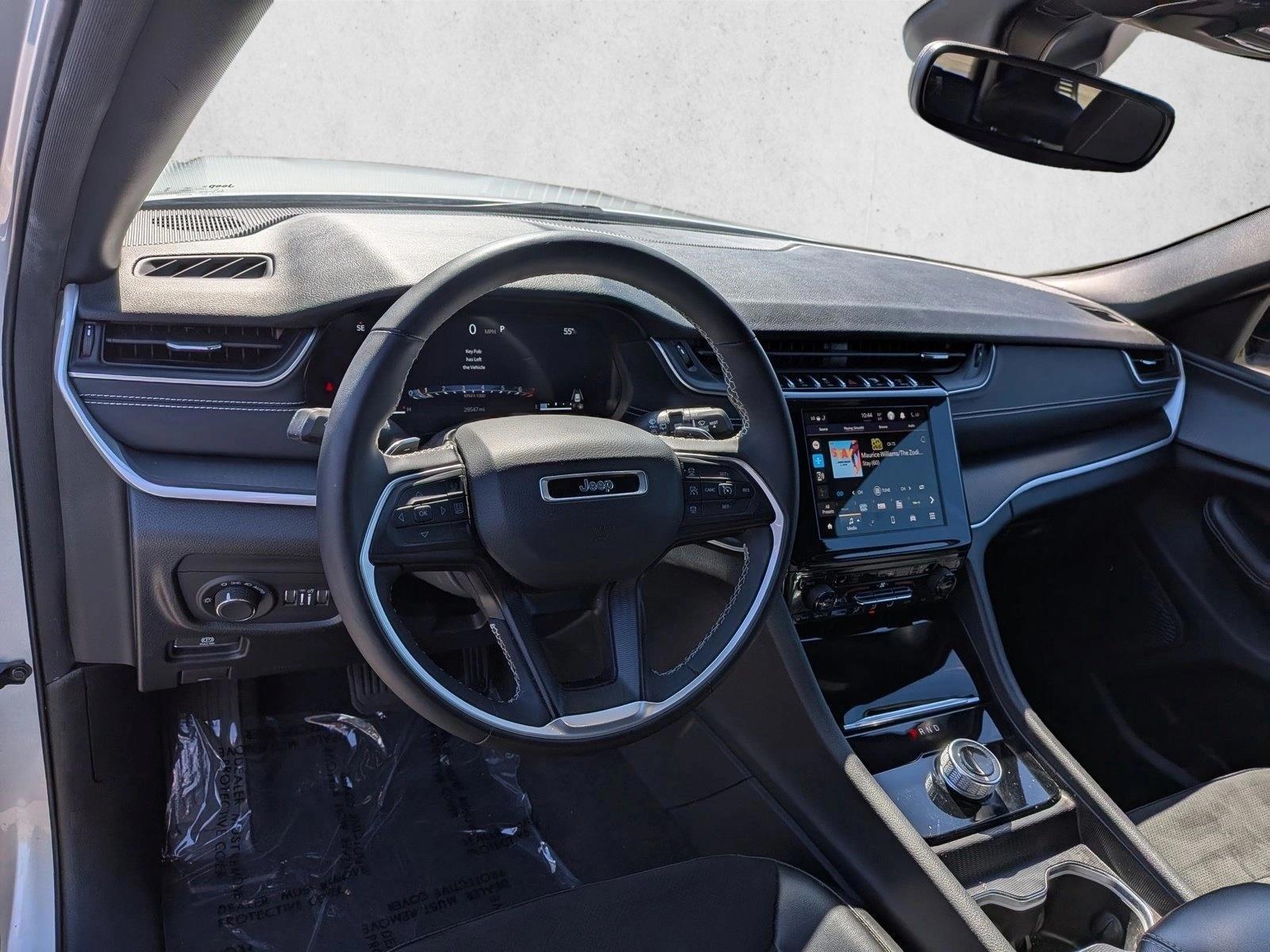 Thumbnail: 2023 Jeep Grand Cherokee L - 3