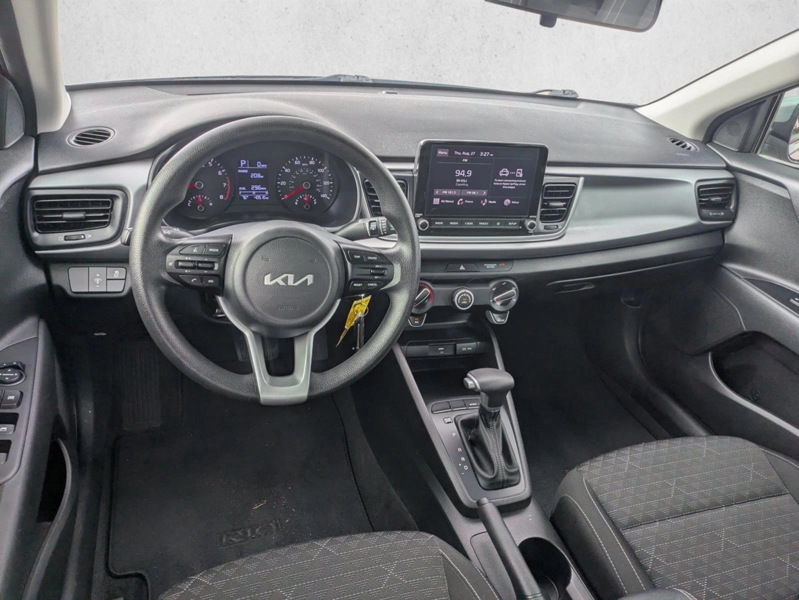 Thumbnail: 2022 Kia Rio - 3