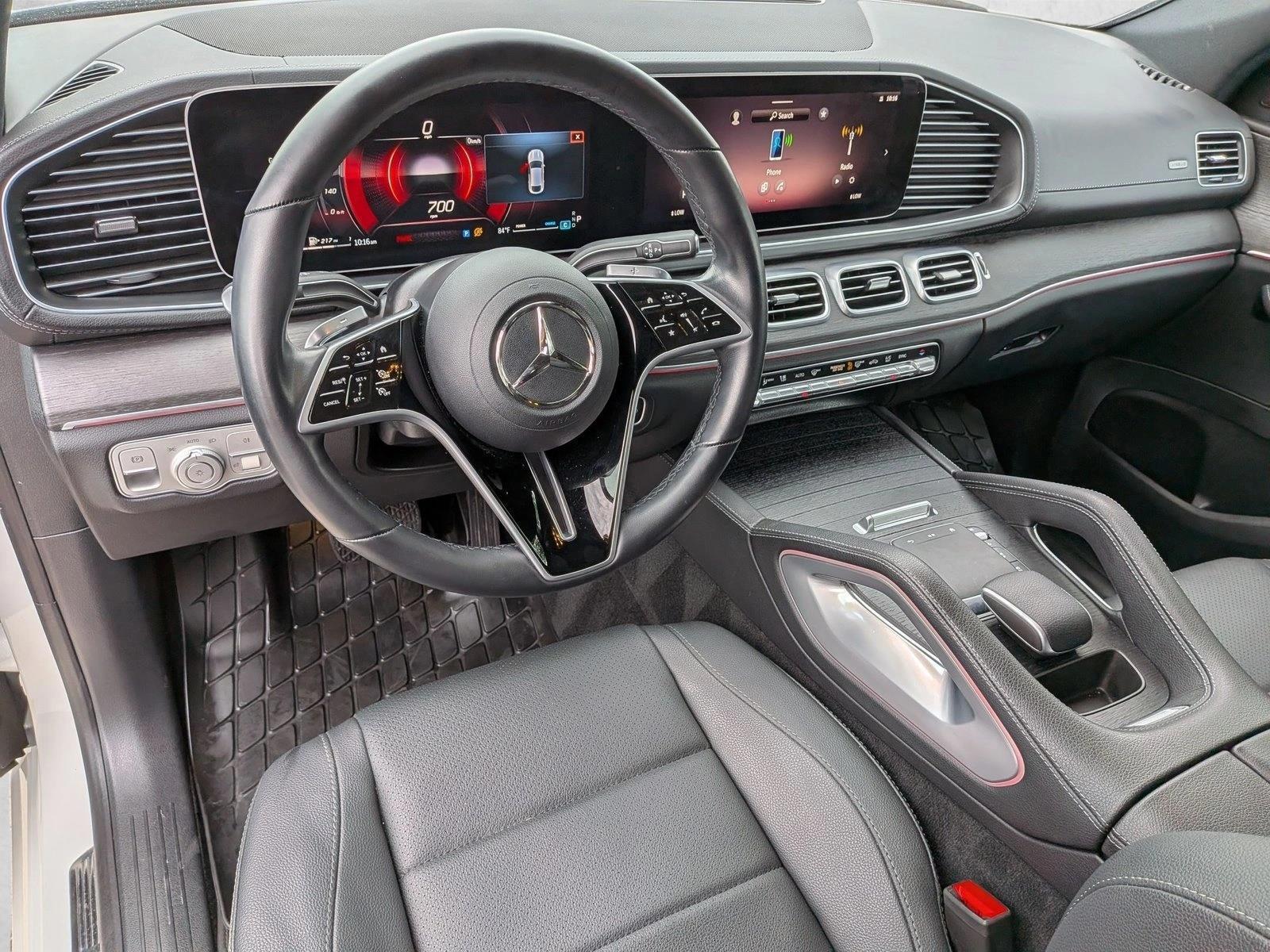 Thumbnail: 2025 Mercedes-Benz GLE - 3