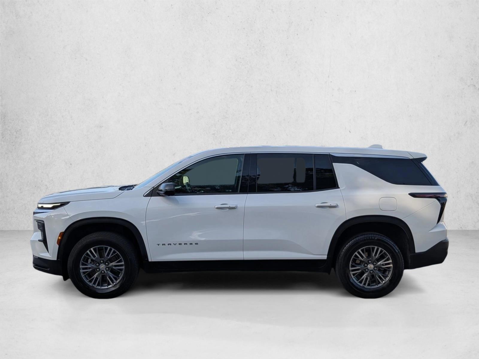 Thumbnail: 2024 Chevrolet Traverse - 2