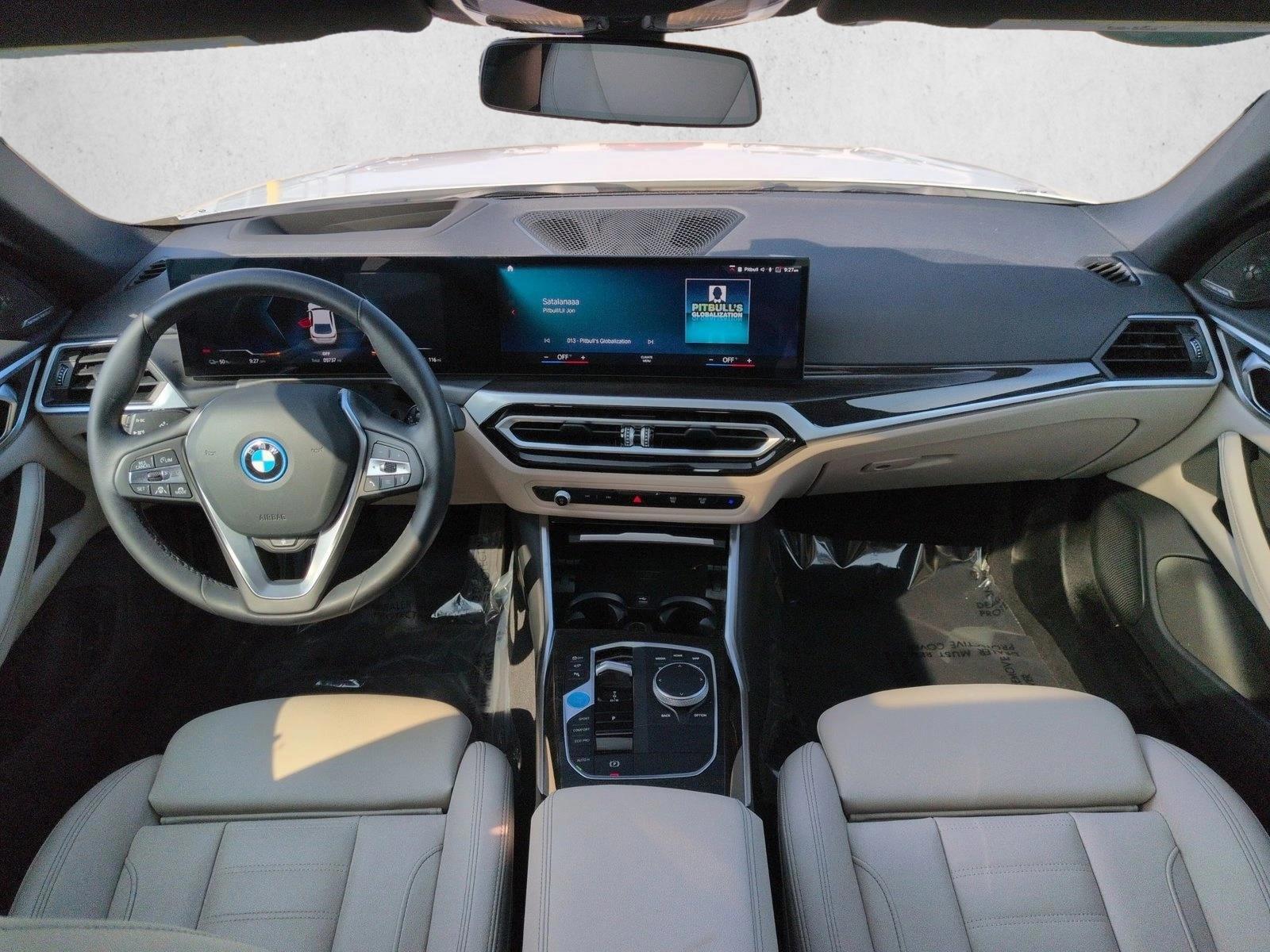 Thumbnail: 2023 BMW i4 - 3