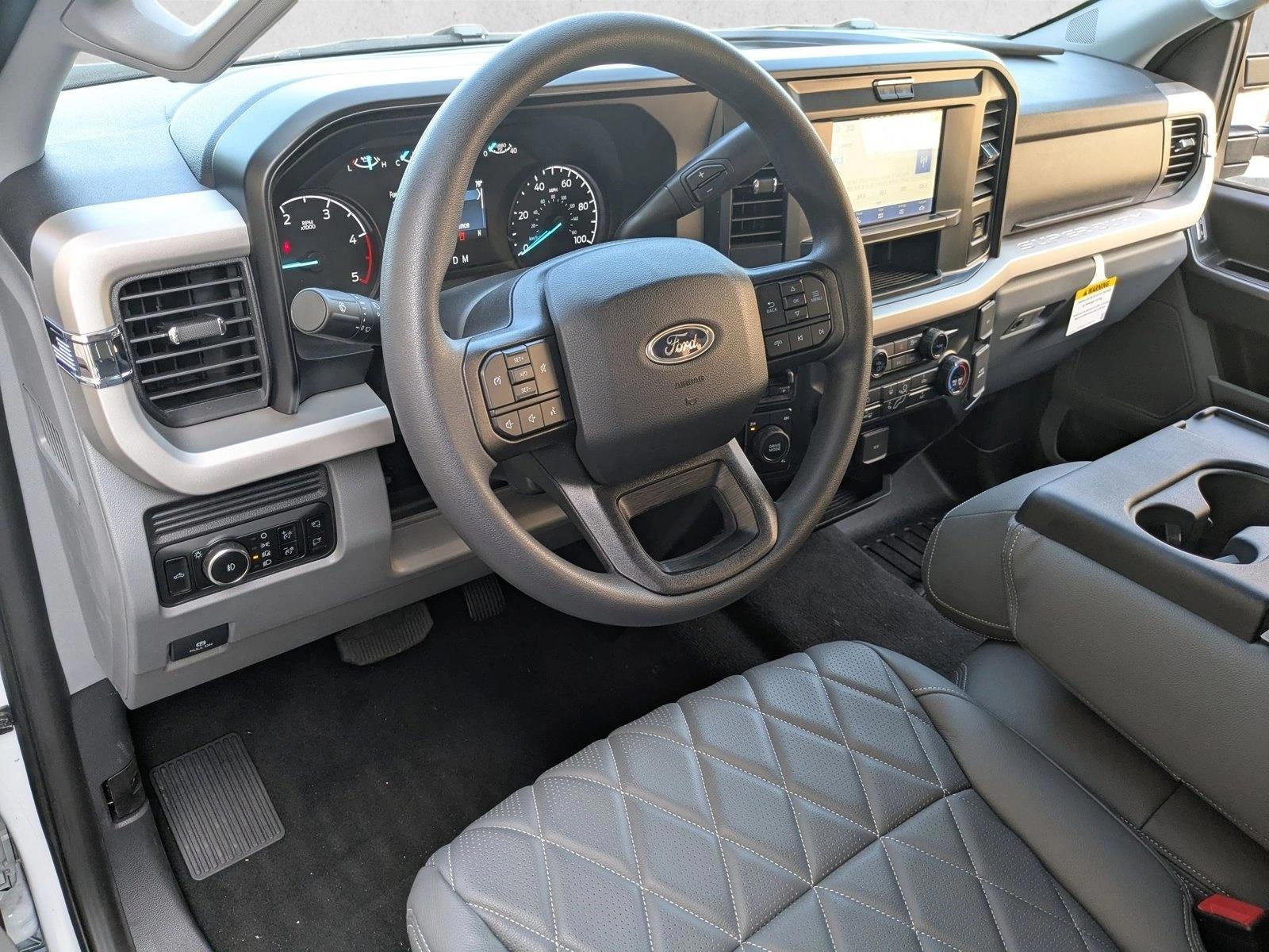 Thumbnail: 2026 Ford Econoline - 3