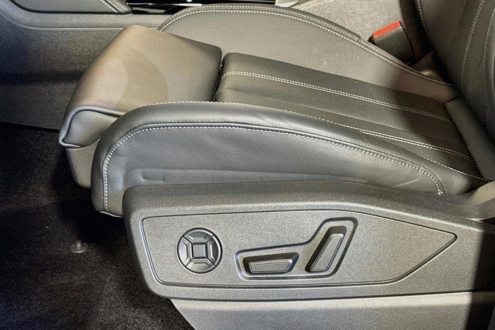 Thumbnail: 2026 Audi Q5 - 4