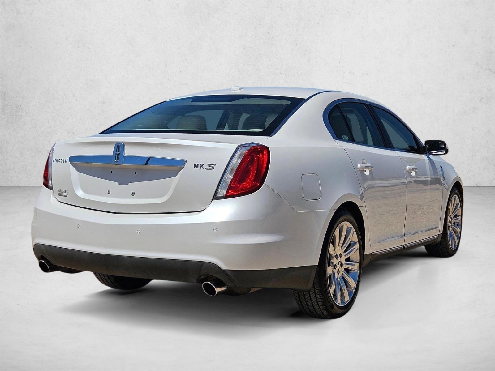 2010 Lincoln MKS