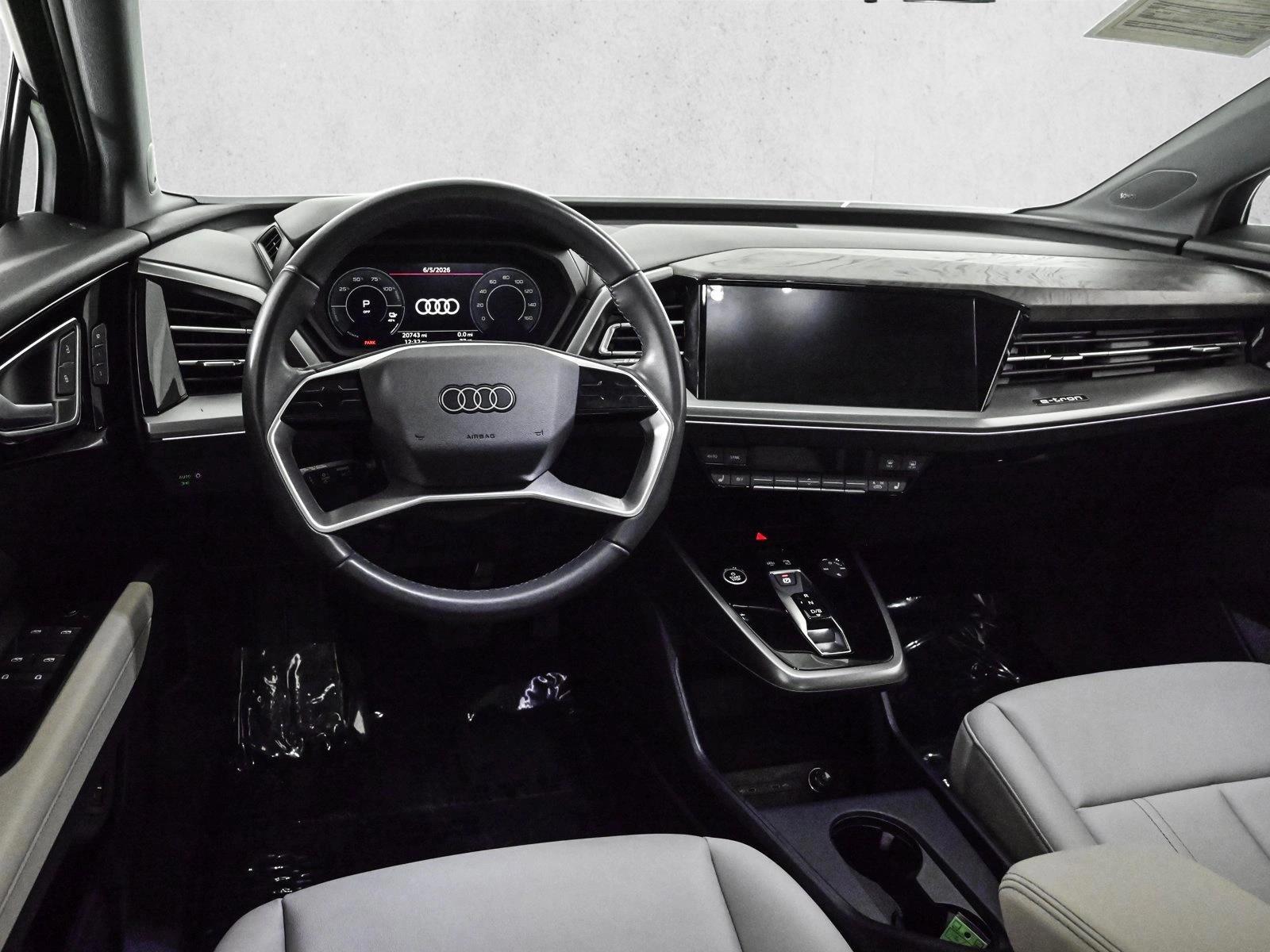 Thumbnail: 2024 Audi Q4 e-tron - 3