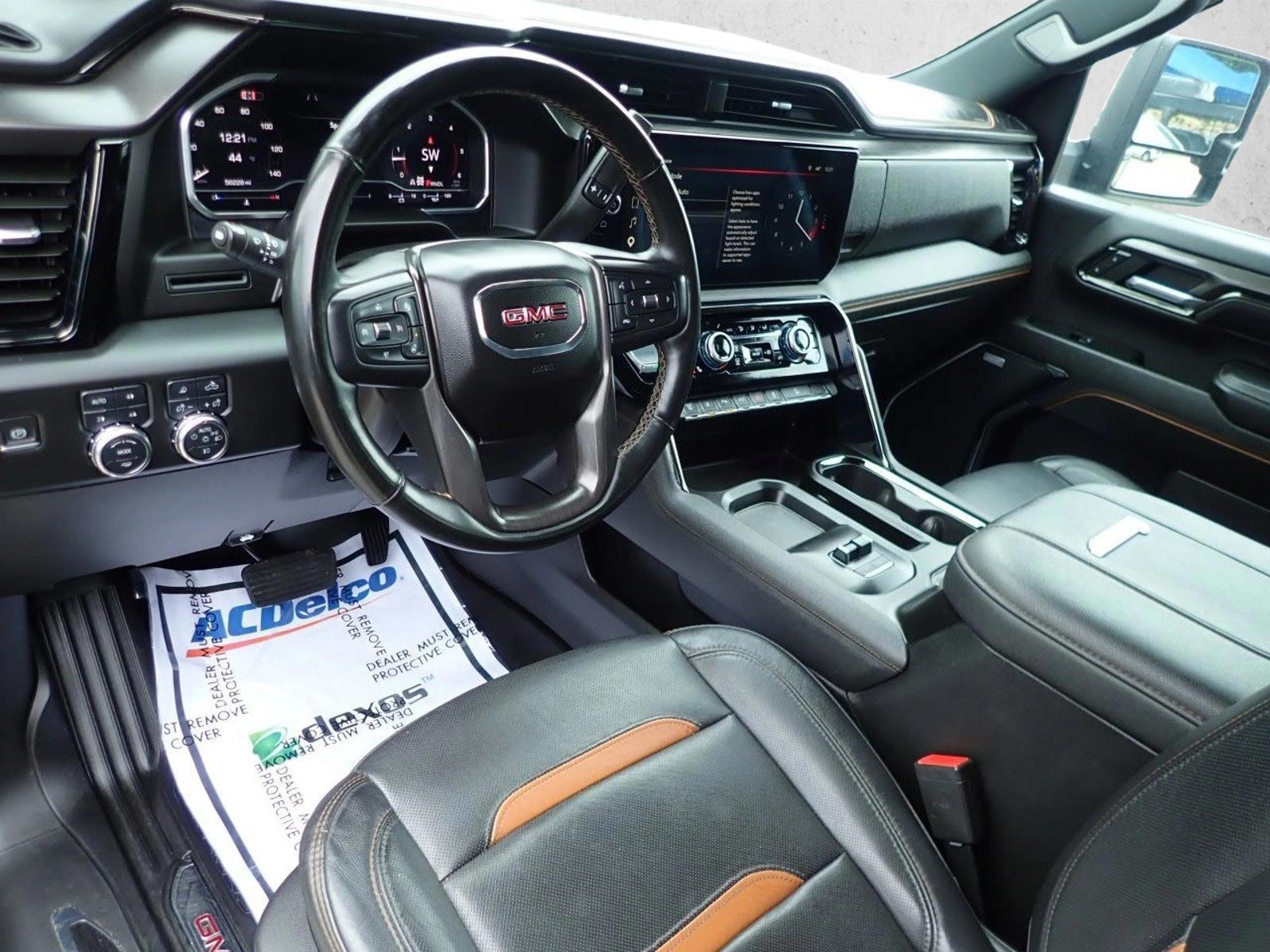 Thumbnail: 2024 GMC Sierra 2500 - 3
