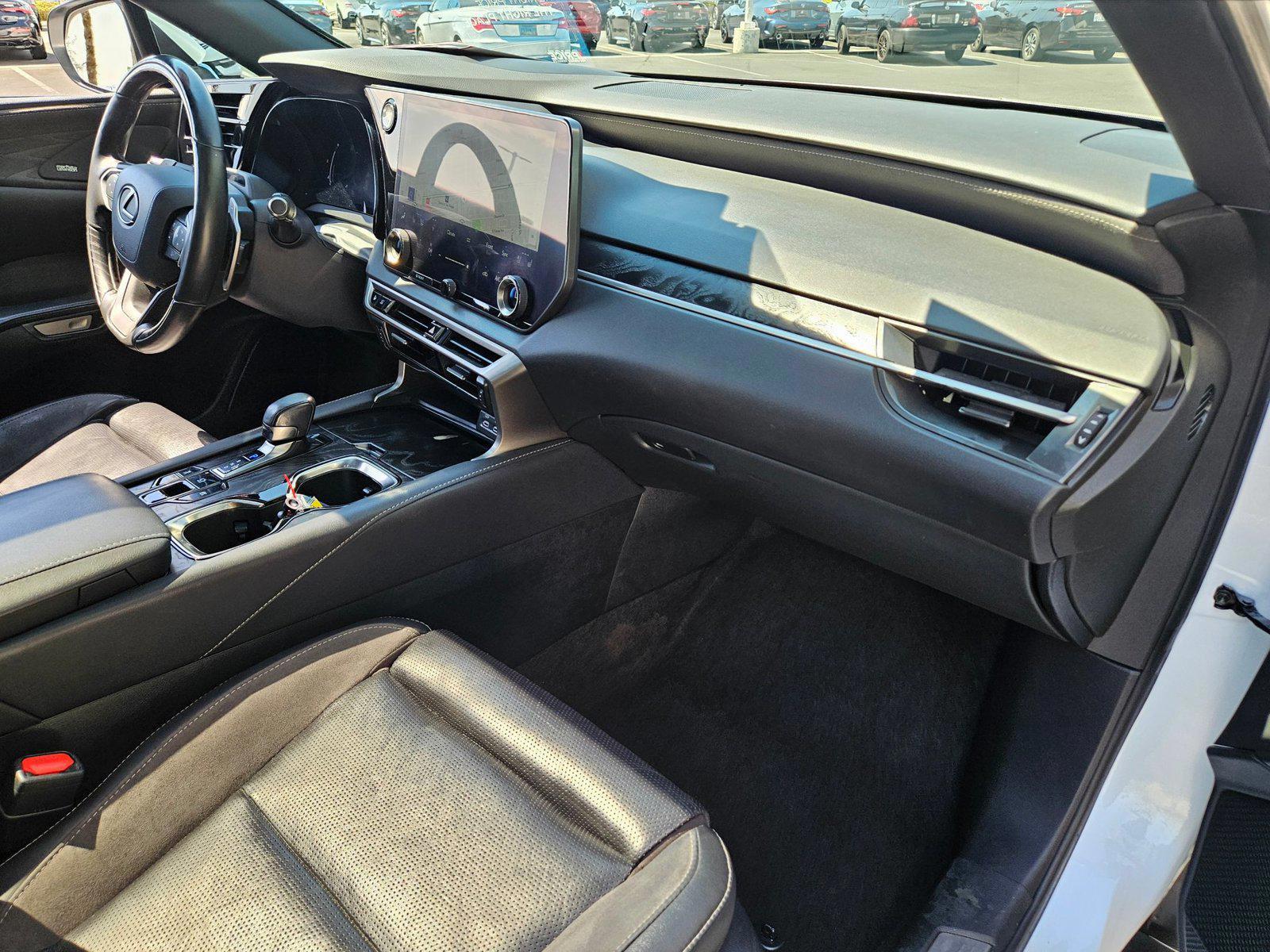 2023 Lexus RX Hybrid 350h - Photo 22