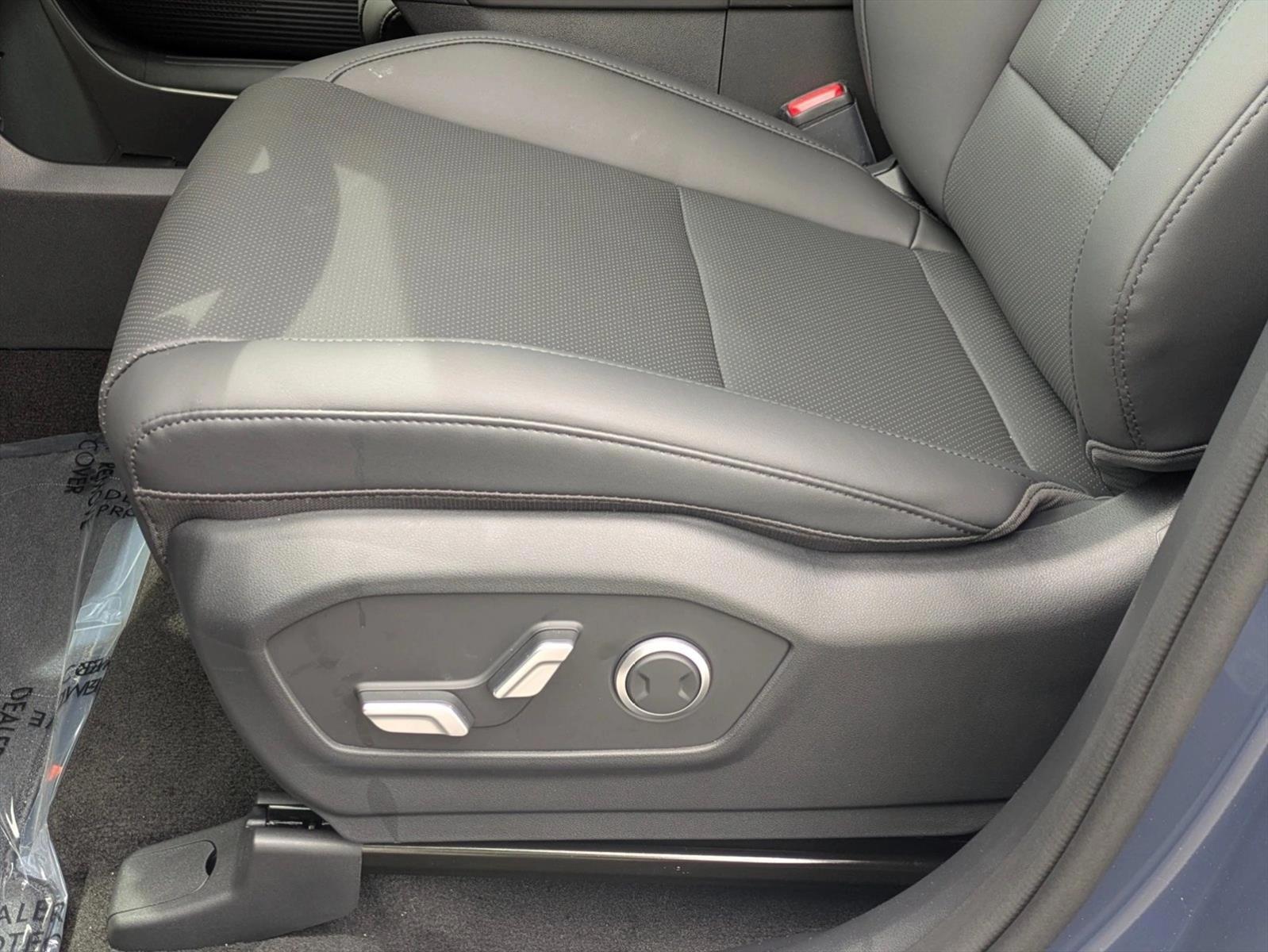 Thumbnail: 2026 Hyundai Santa Fe - 5