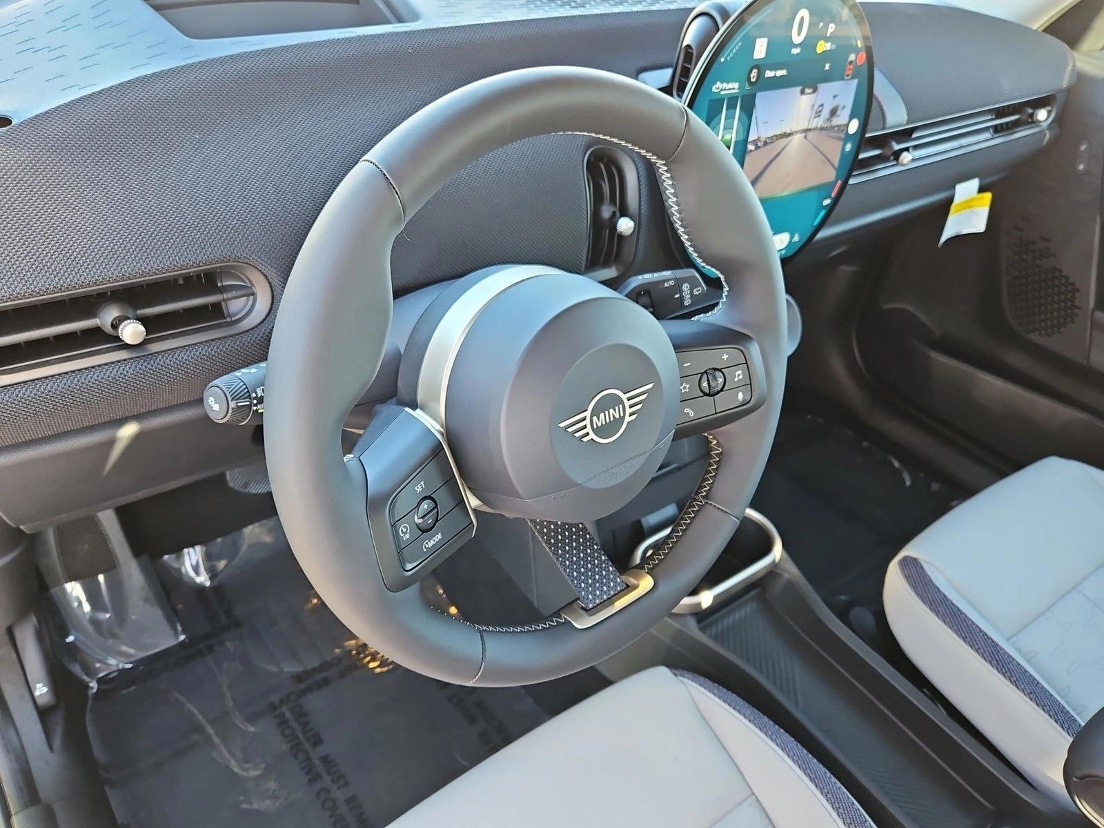 Thumbnail: 2026 MINI Cooper Hardtop - 3