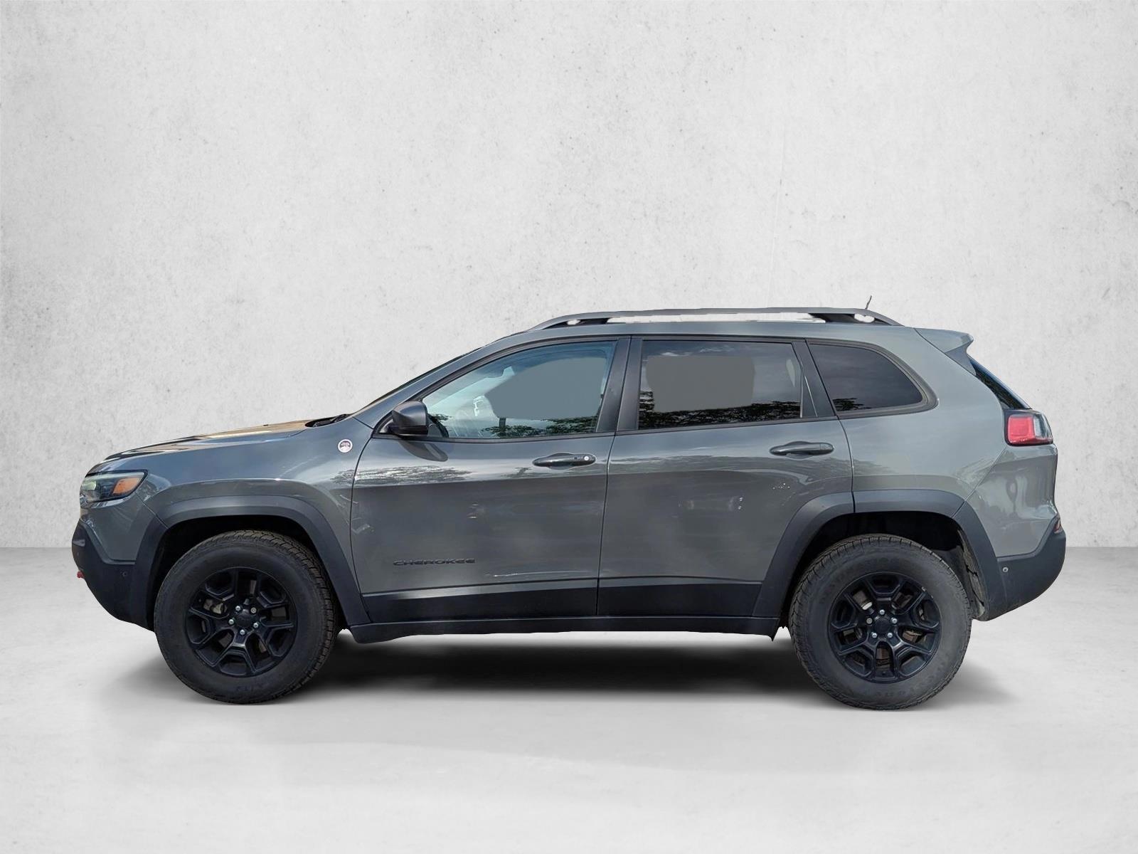Thumbnail: 2019 Jeep Cherokee - 2