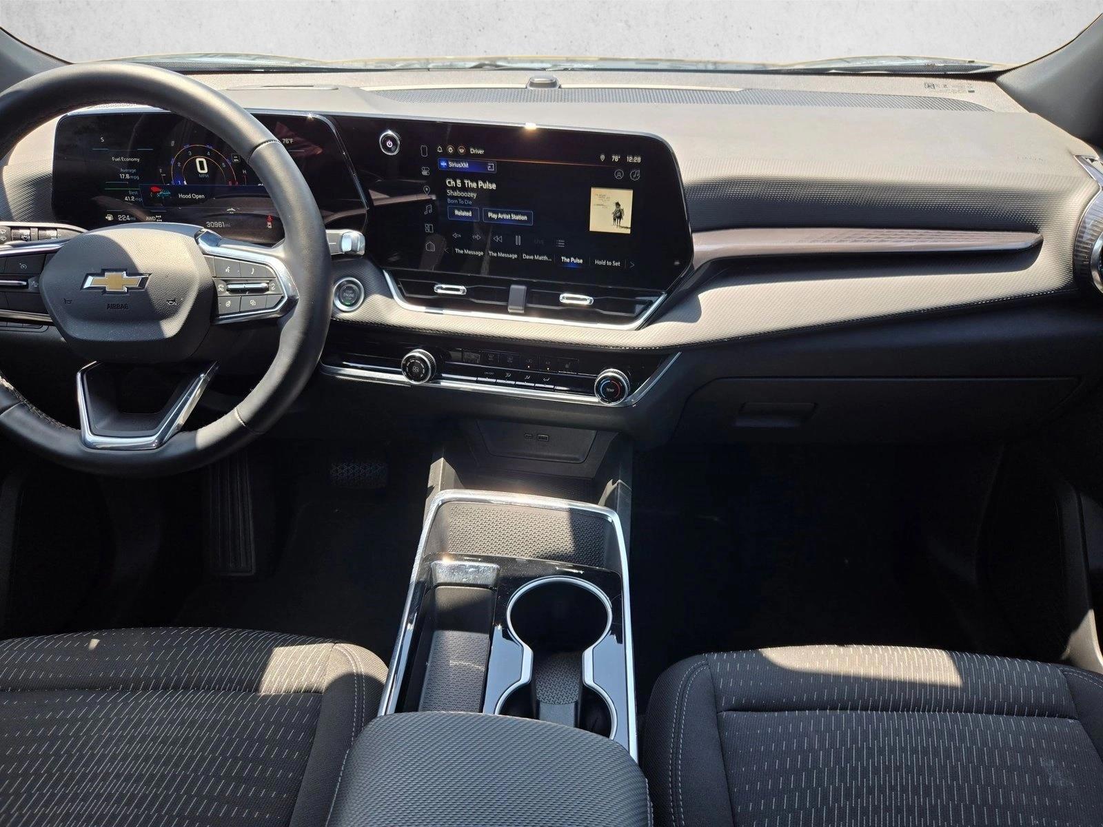 Thumbnail: 2025 Chevrolet Equinox - 4