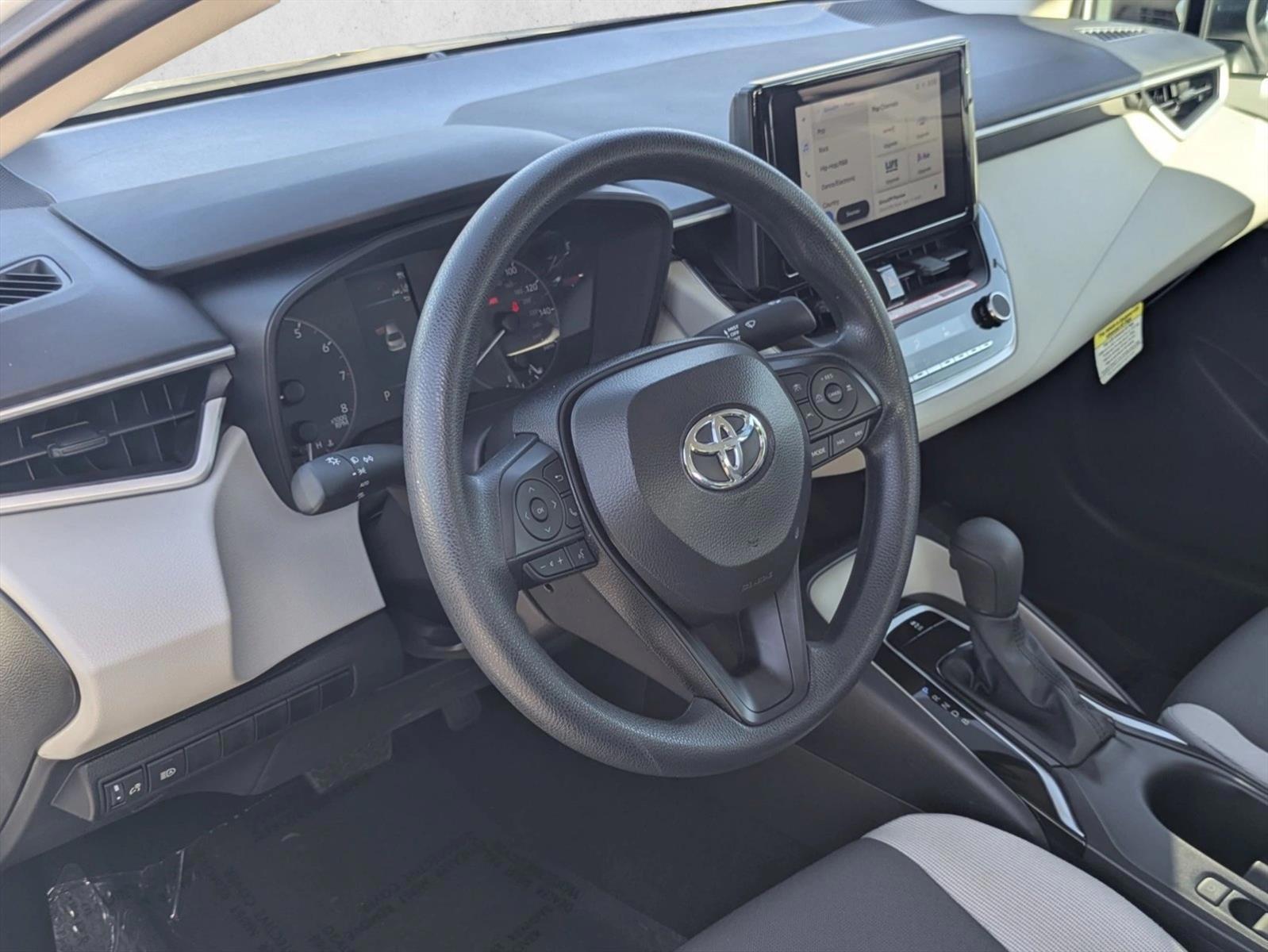 Thumbnail: 2025 Toyota Corolla - 3