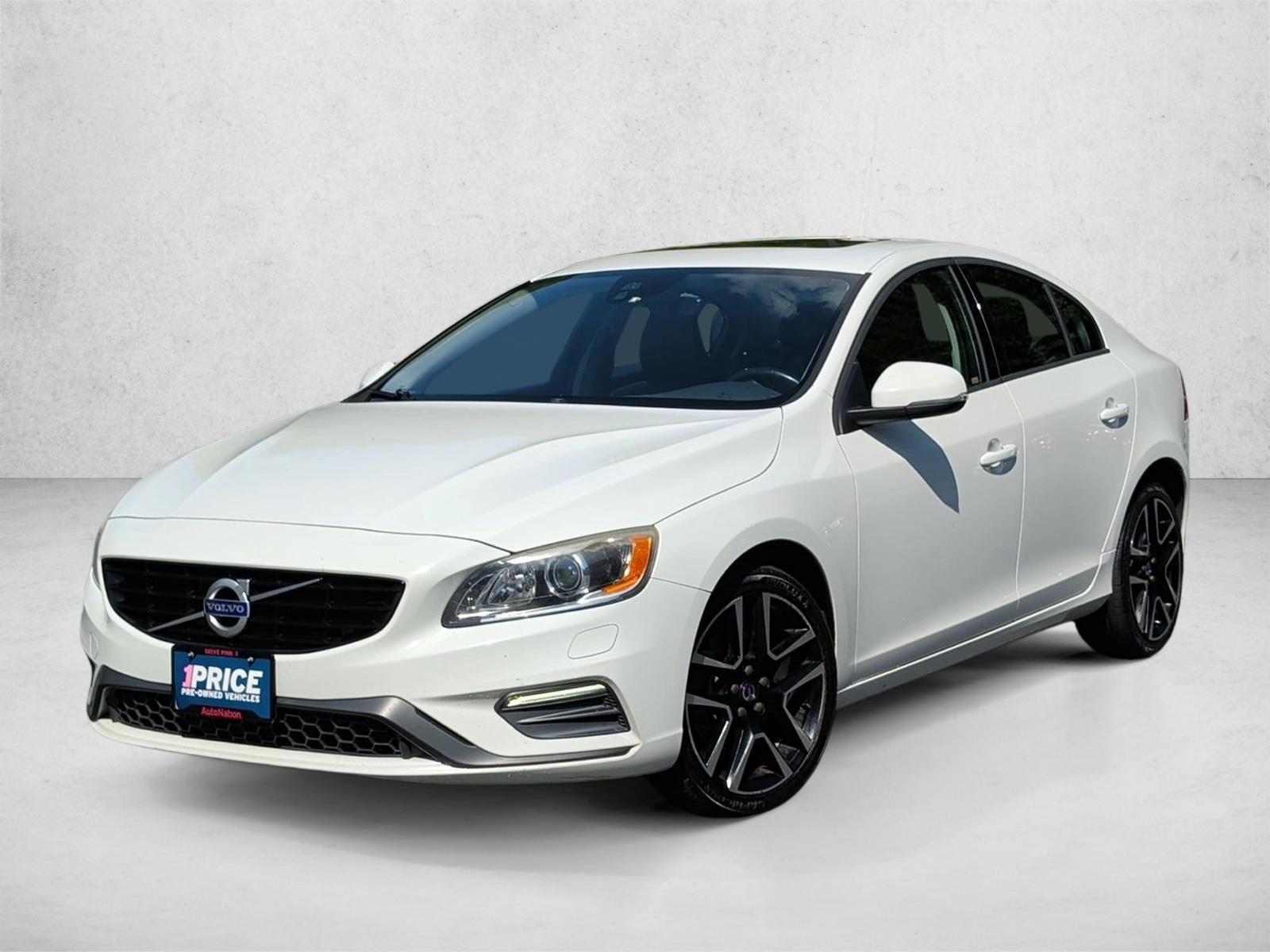 2018 Volvo S60 T5 Dynamic's photo