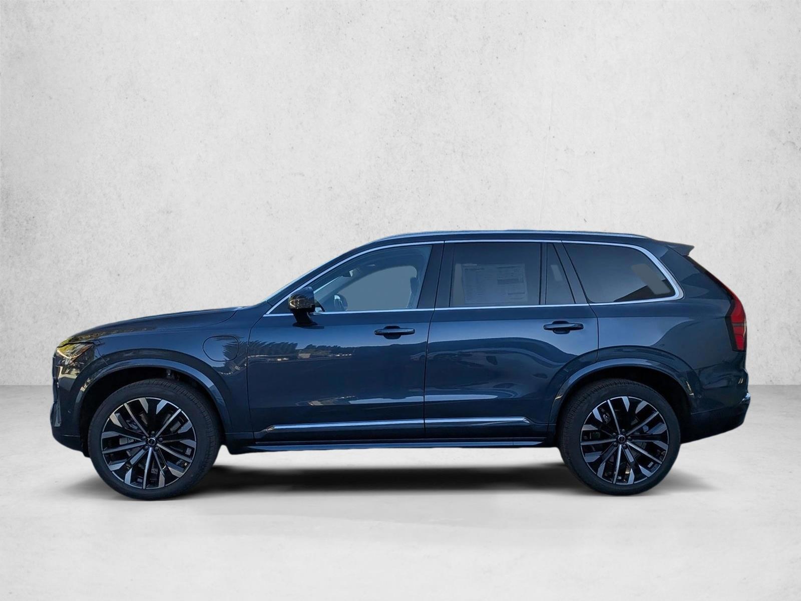 Thumbnail: 2026 Volvo XC90 - 2