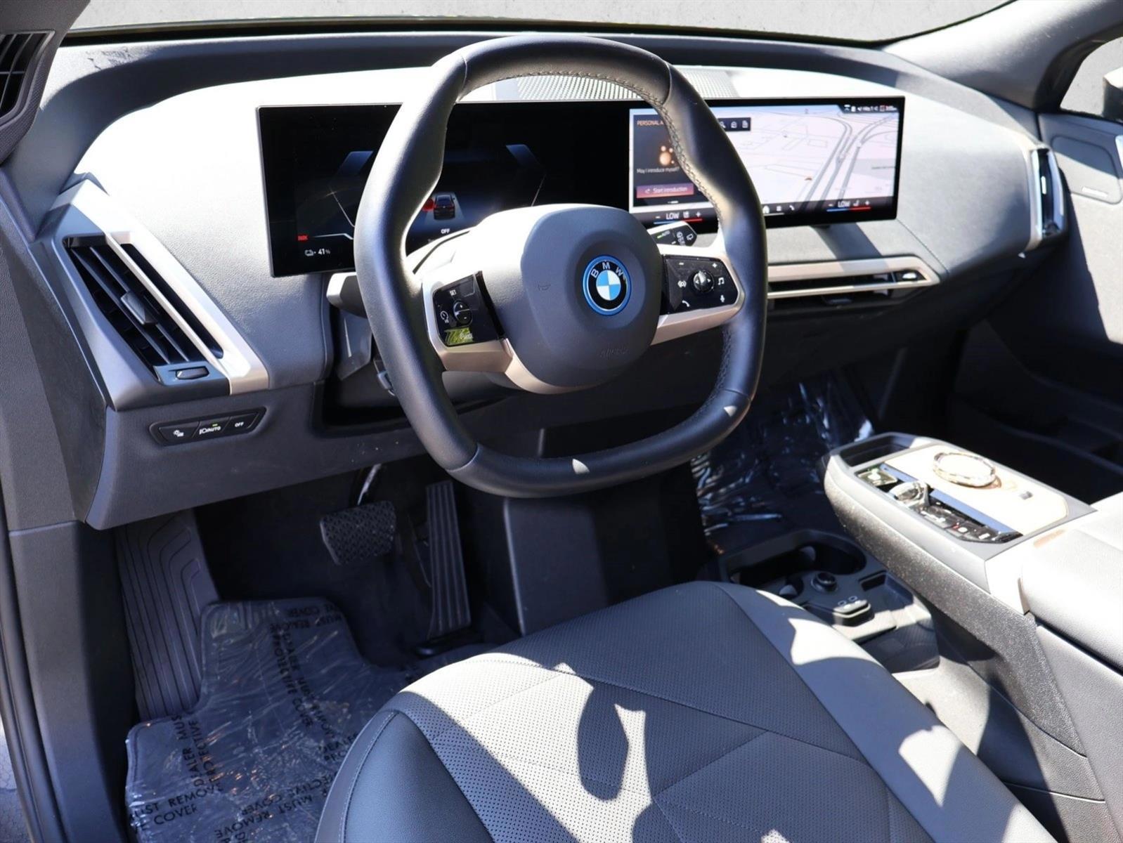 Thumbnail: 2024 BMW iX - 3