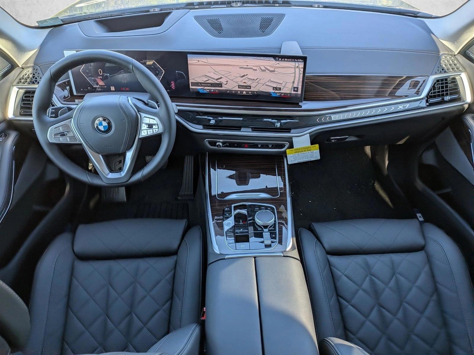 Thumbnail: 2026 BMW X7 - 4