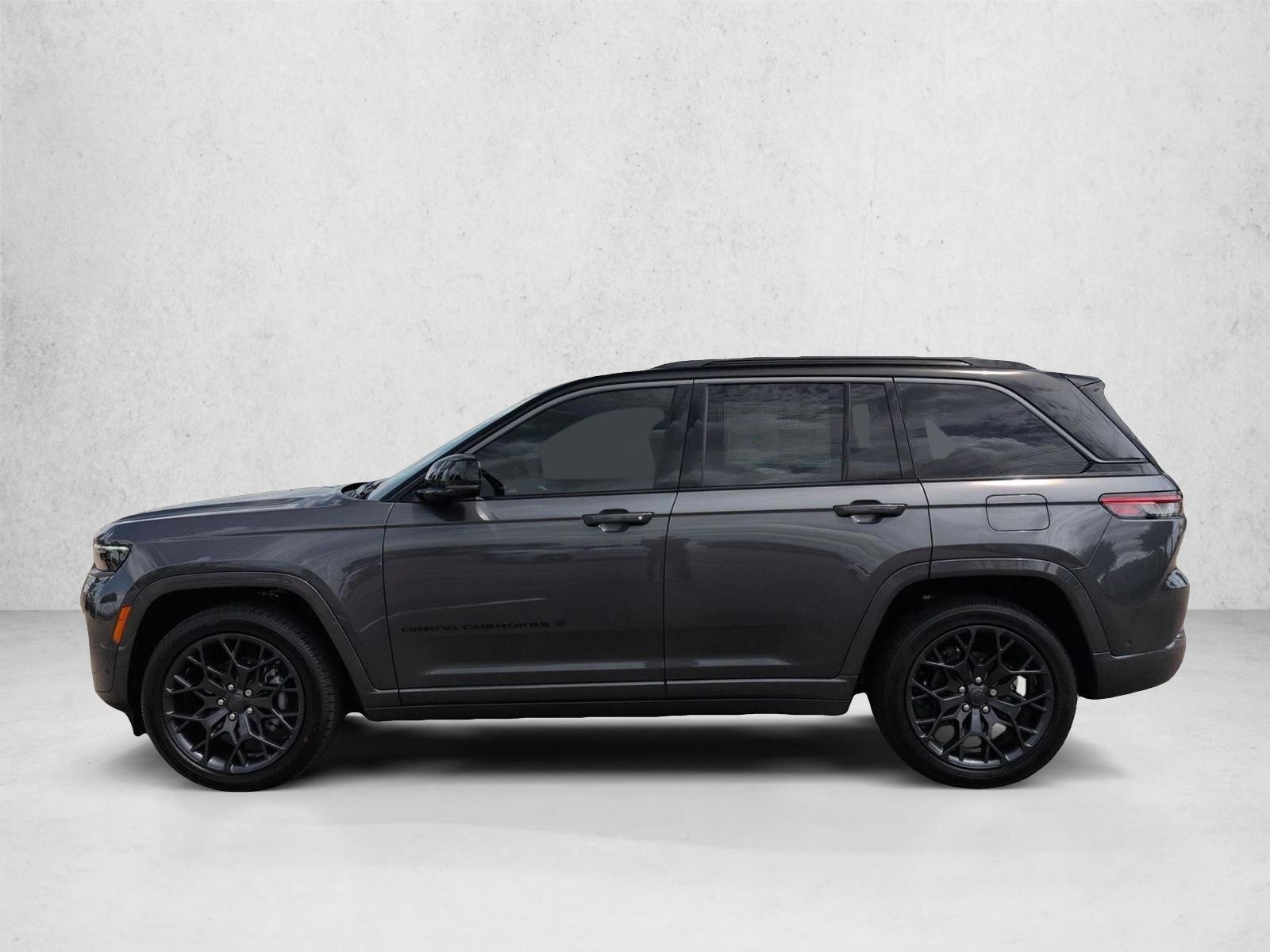 Thumbnail: 2026 Jeep Grand Cherokee - 2