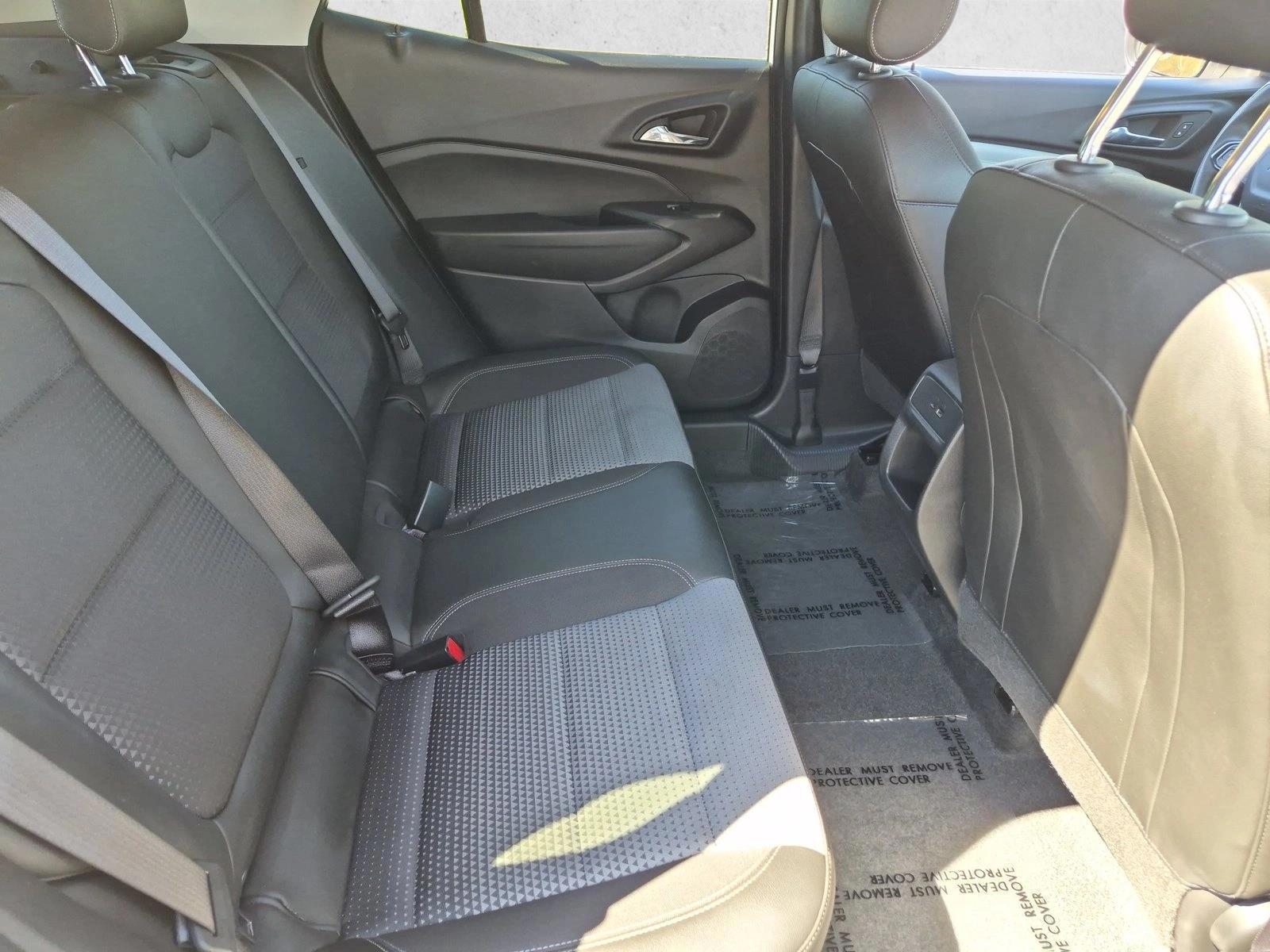 2025 Chevrolet Trax LT - Photo 25