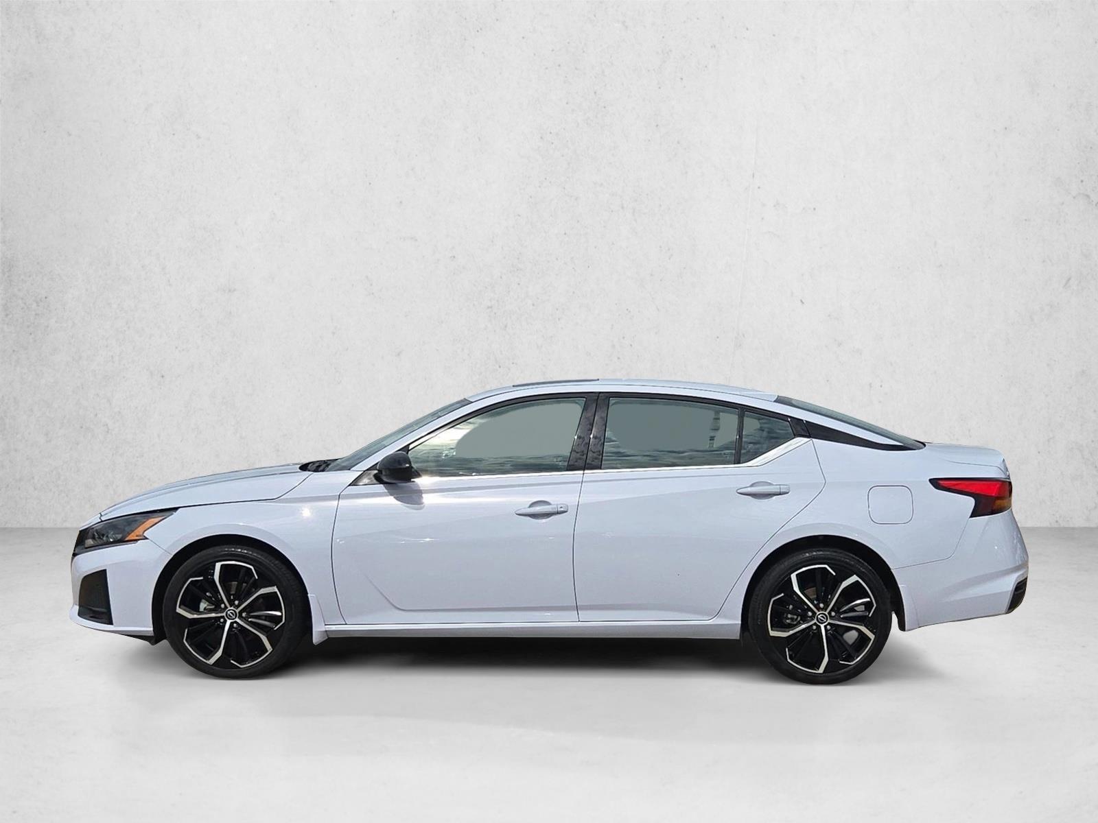 Thumbnail: 2025 Nissan Altima - 2