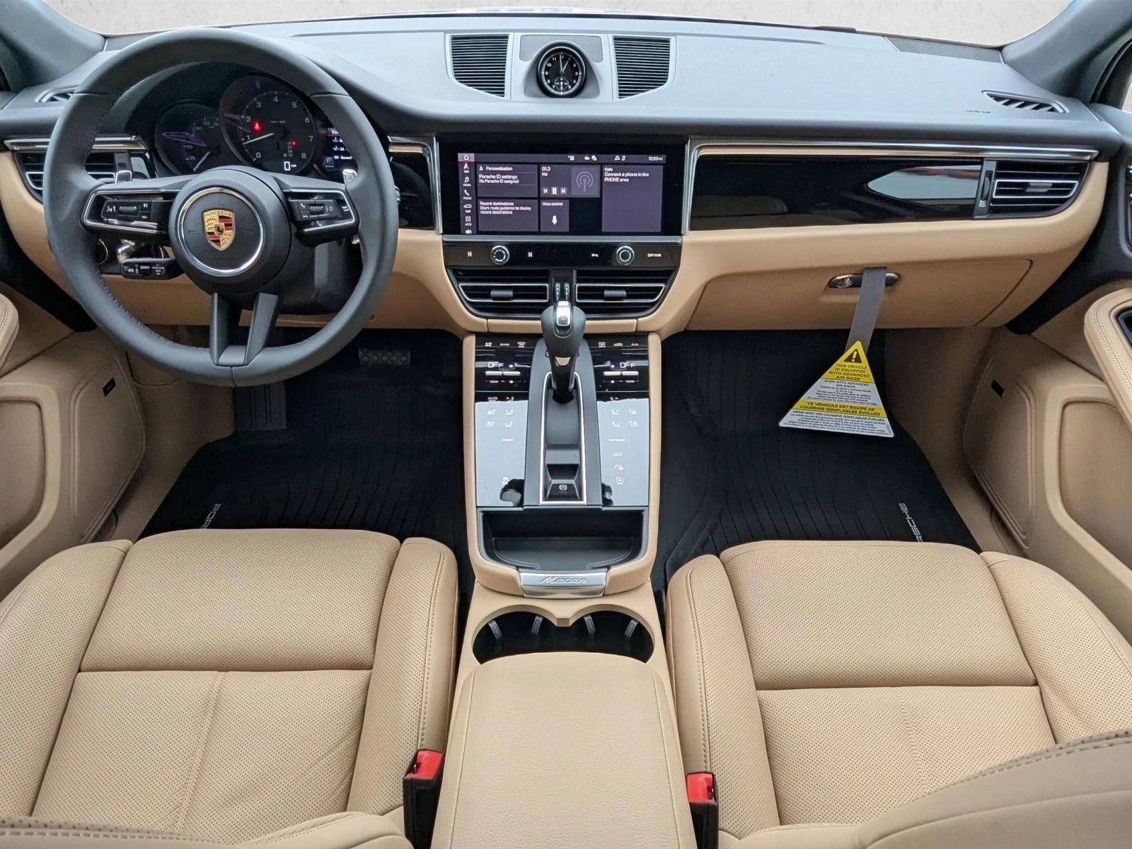 Thumbnail: 2026 Porsche Macan - 5