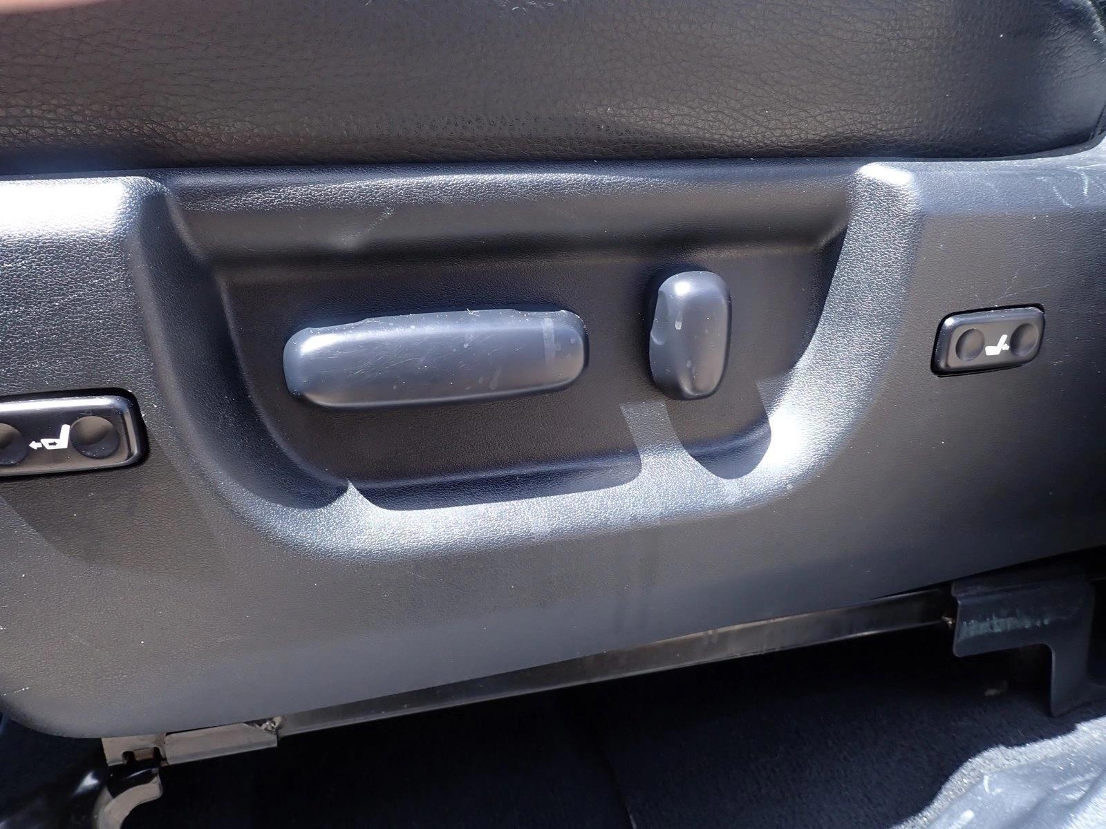 Thumbnail: 2010 Toyota Tundra - 4