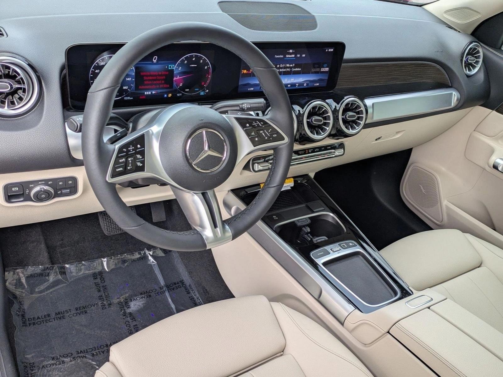 Thumbnail: 2026 Mercedes-Benz GLB - 3