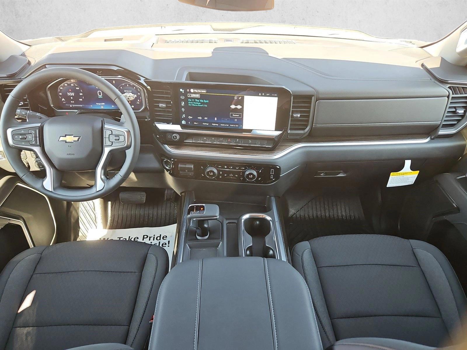 Thumbnail: 2026 Chevrolet Silverado 1500 - 3