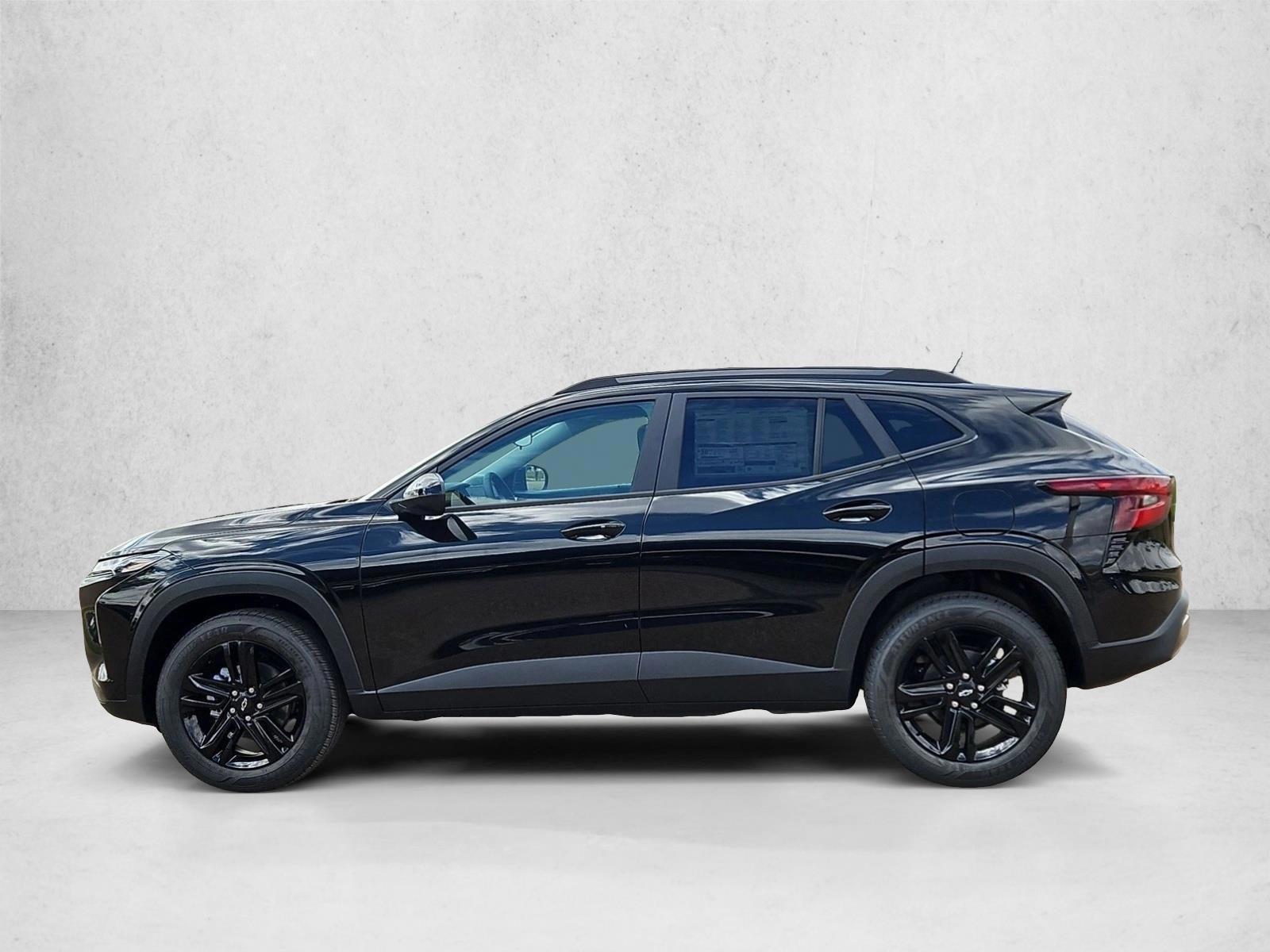 Thumbnail: 2026 Chevrolet Trax - 2