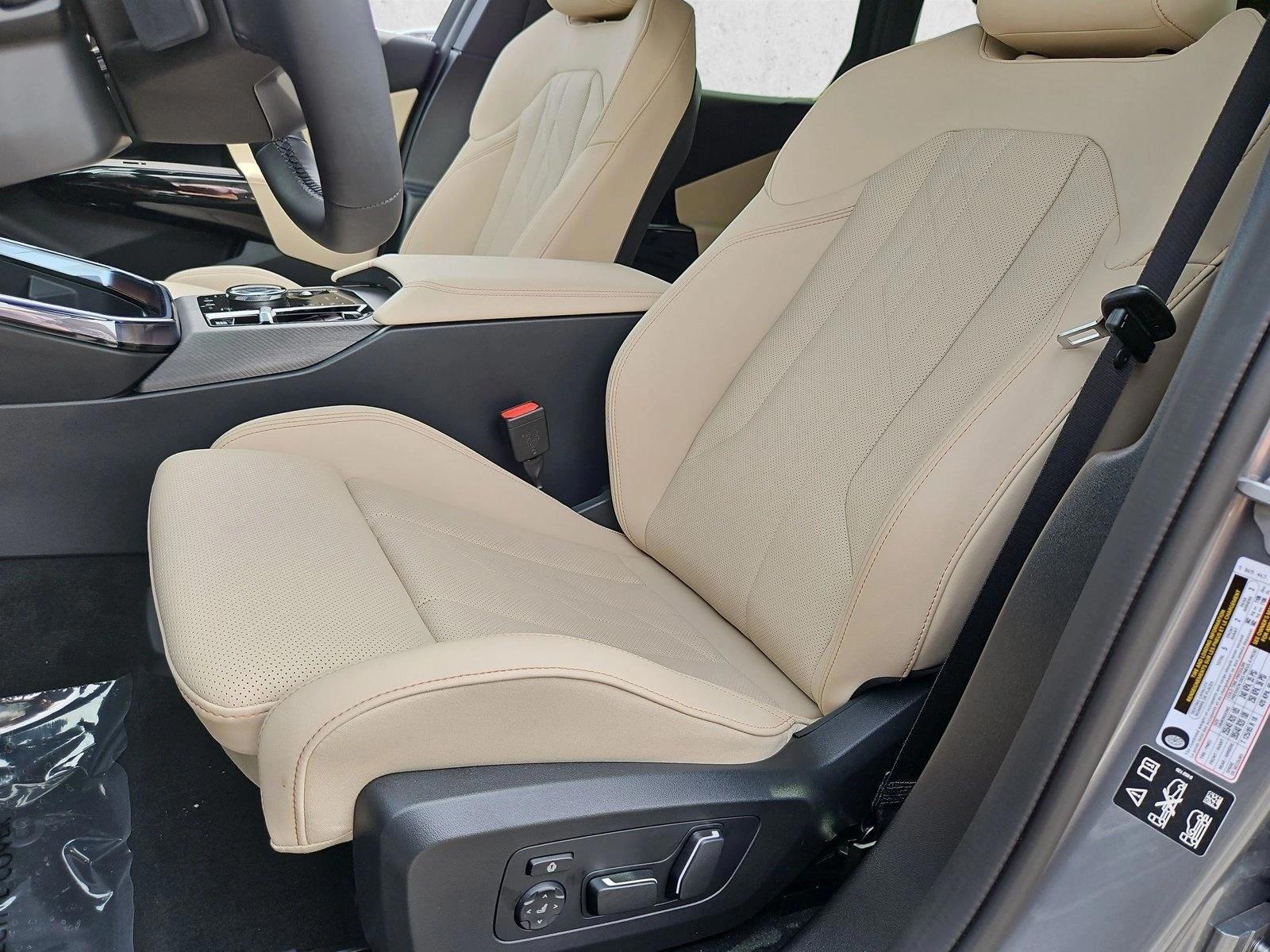 Thumbnail: 2026 BMW X3 - 4
