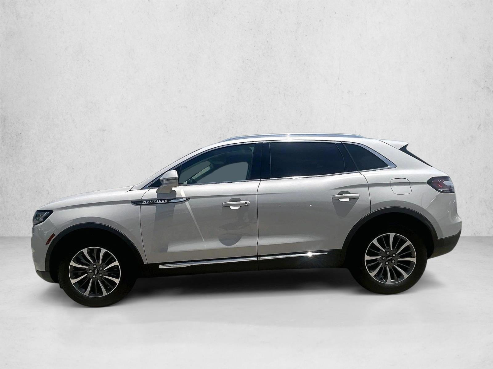 Thumbnail: 2023 Lincoln Nautilus - 2