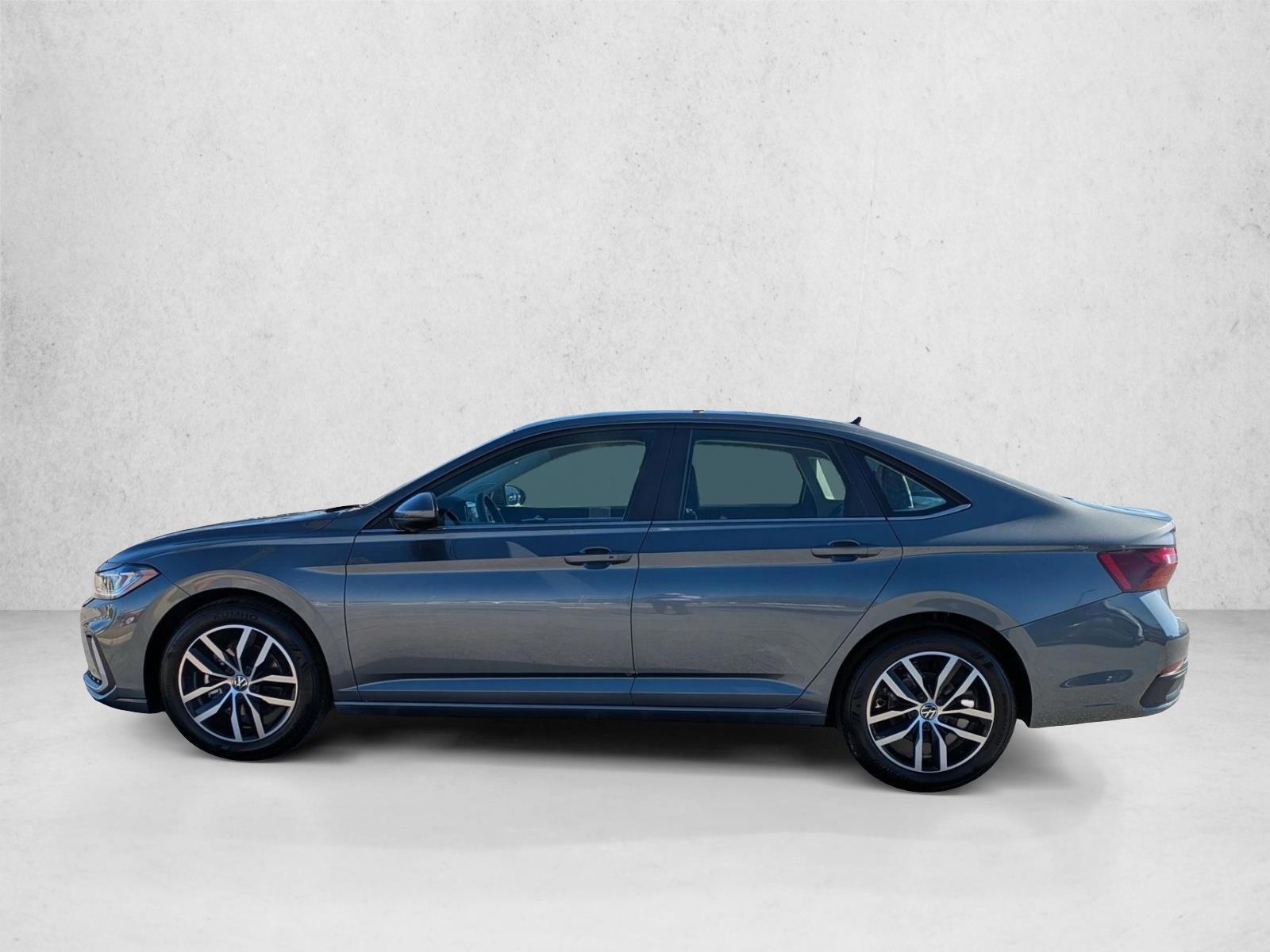 Thumbnail: 2026 Volkswagen Jetta - 2