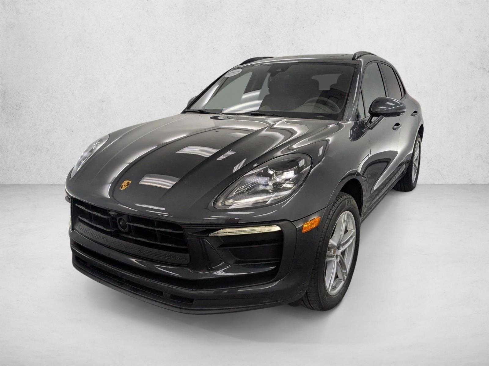 Thumbnail: 2026 Porsche Macan - 1