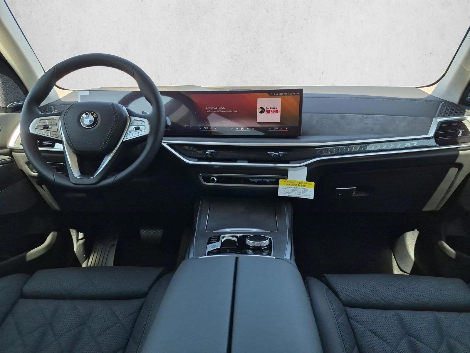 Thumbnail: 2027 BMW X7 - 3
