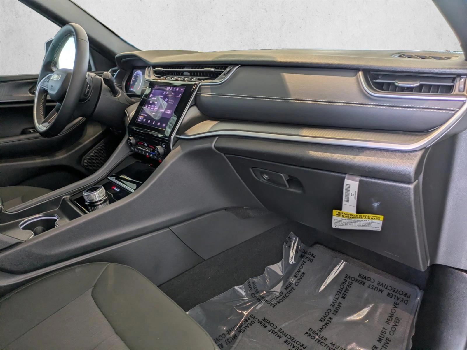 2025 Jeep Grand Cherokee L Laredo - Photo 22