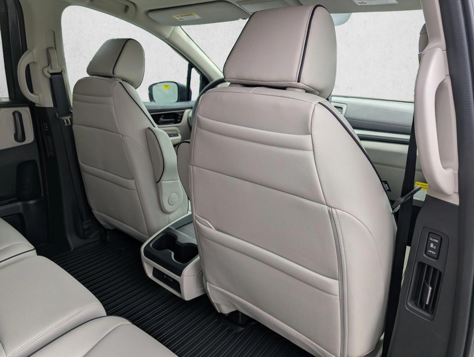 Thumbnail: 2026 Honda Odyssey - 3