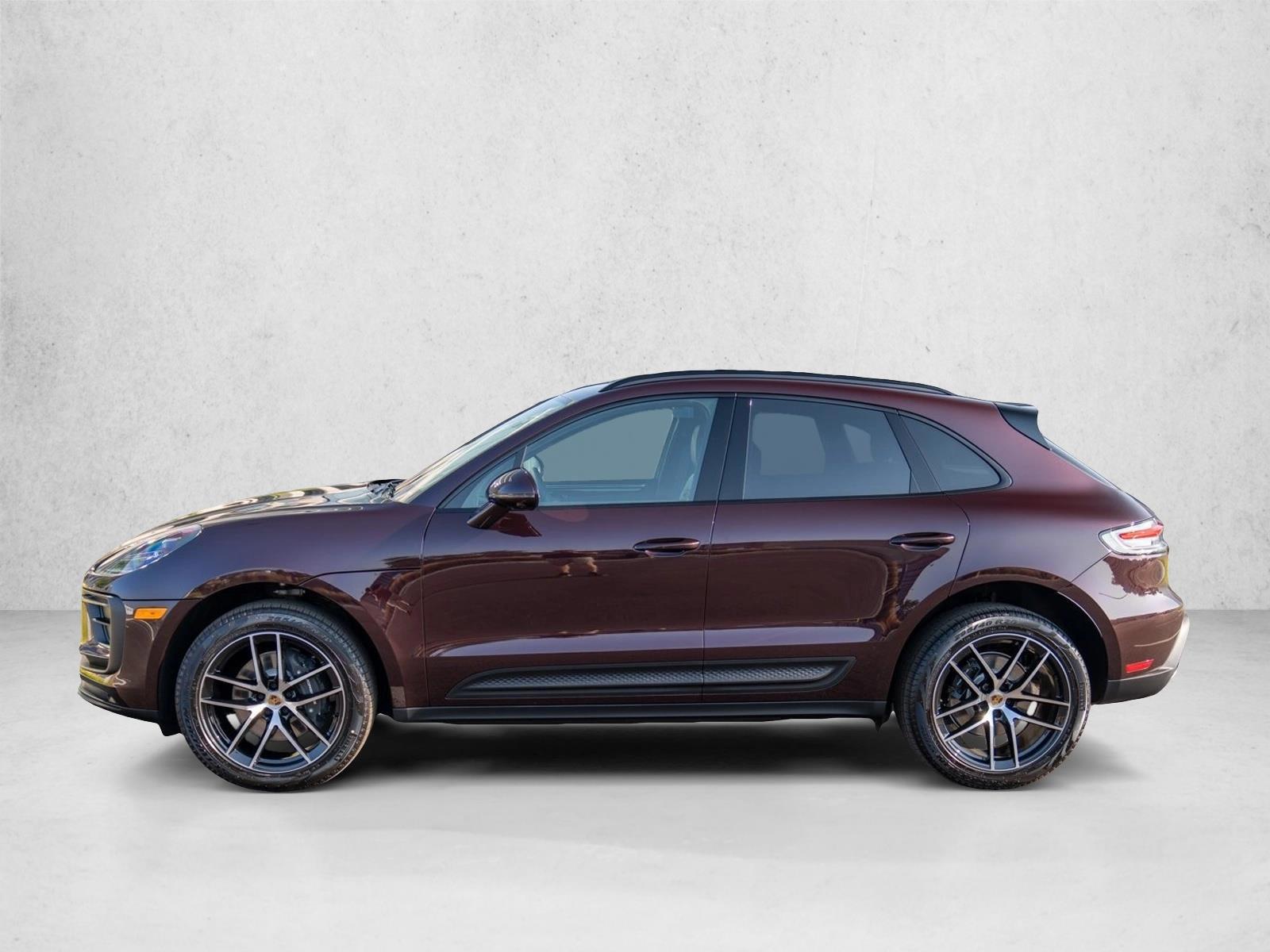 Thumbnail: 2026 Porsche Macan - 2