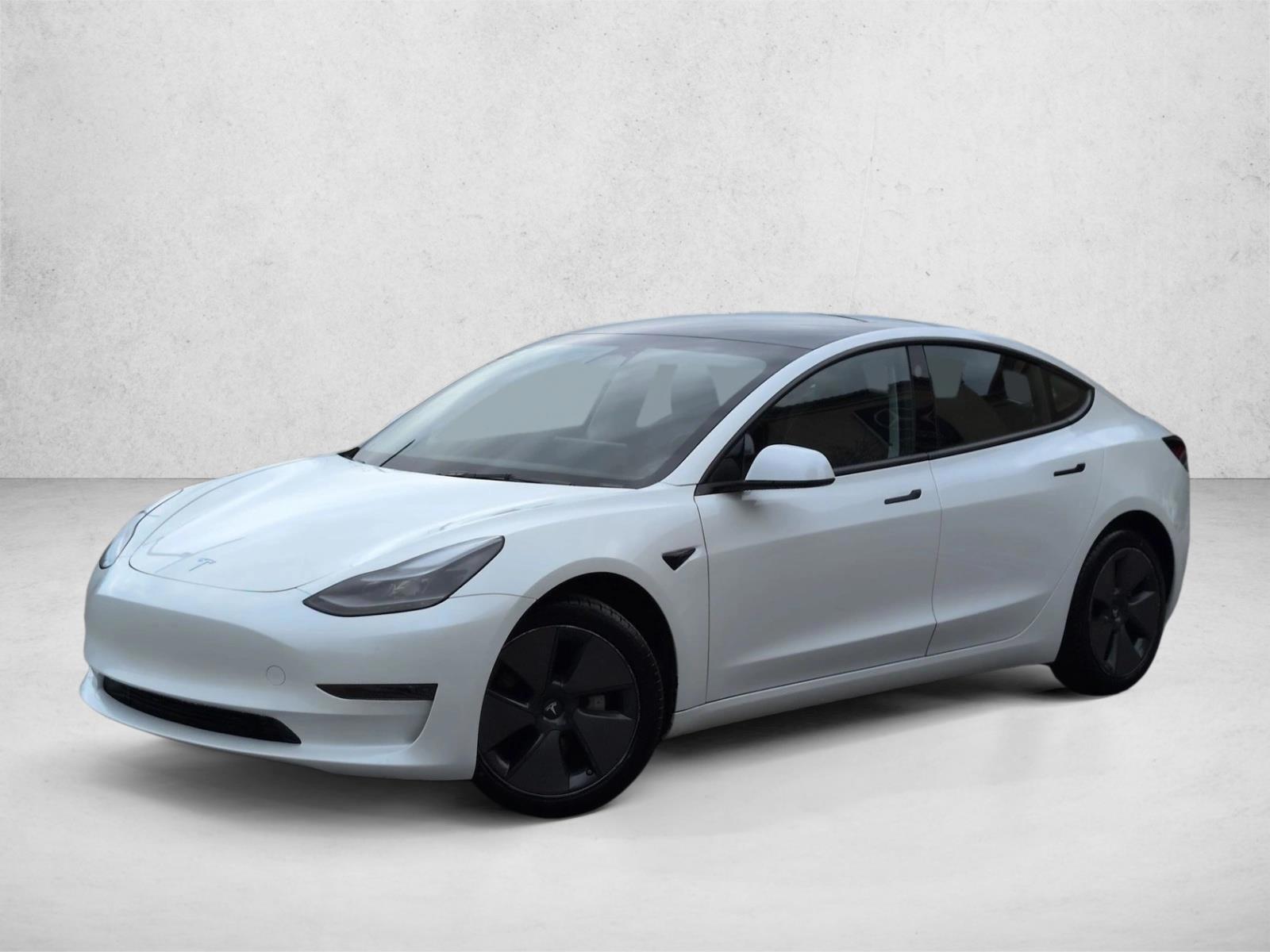 Thumbnail: 2023 Tesla Model 3 - 1
