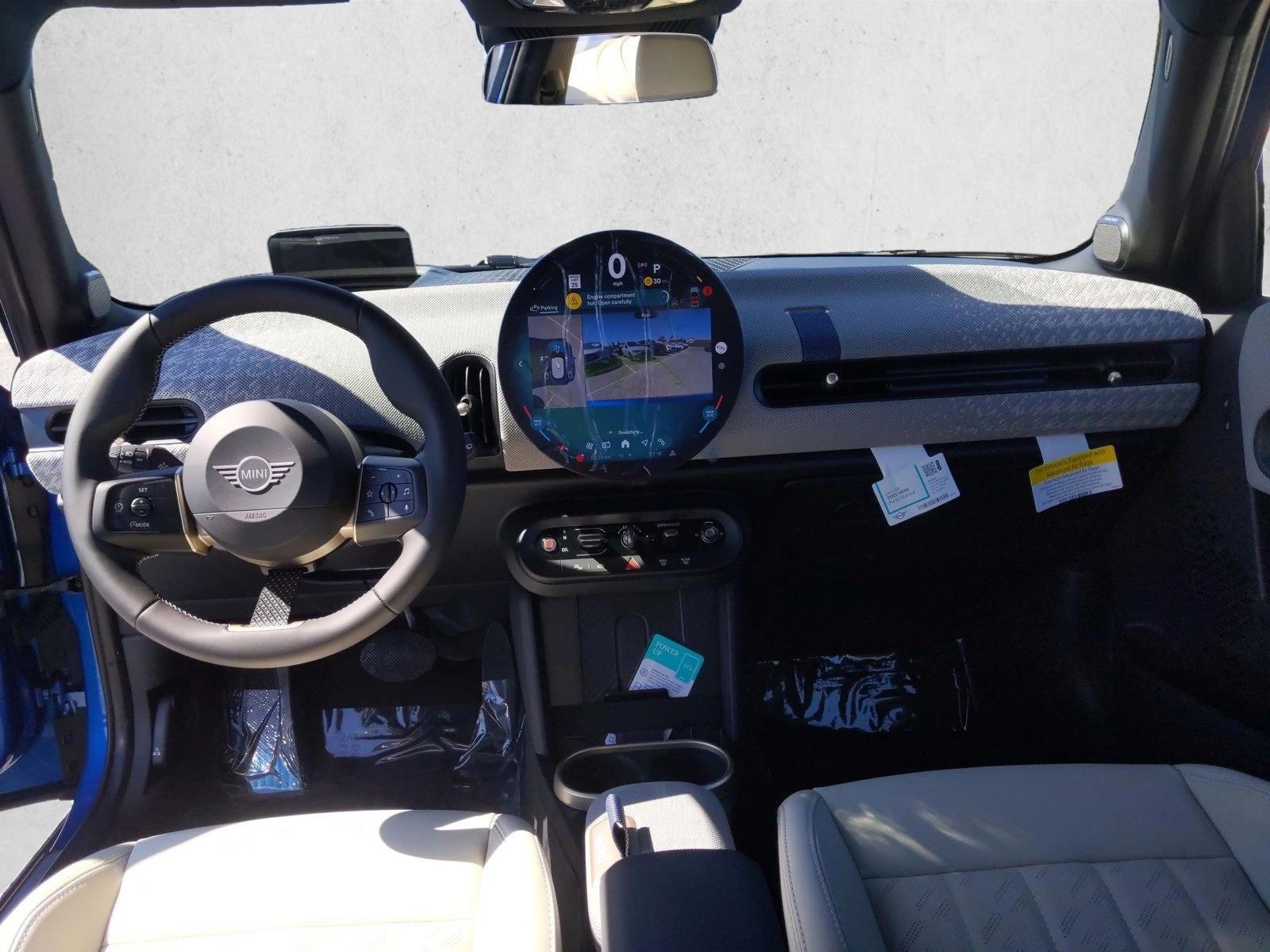 Thumbnail: 2027 MINI Cooper Hardtop - 3