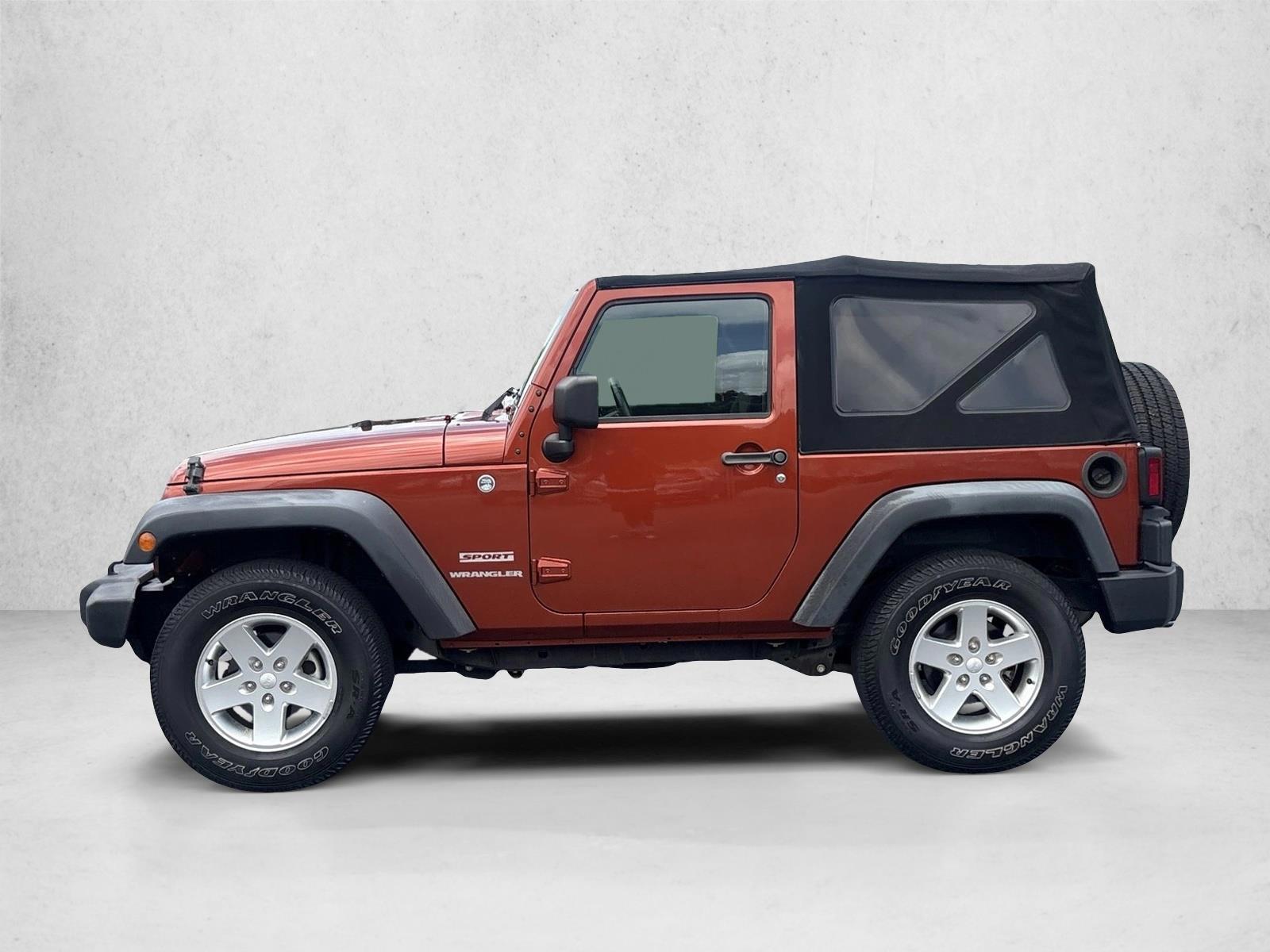 Thumbnail: 2014 Jeep Wrangler - 2