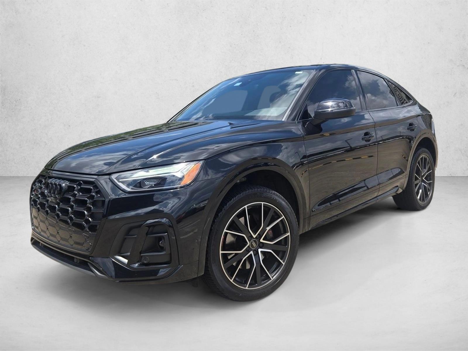 Thumbnail: 2024 Audi SQ5 - 1