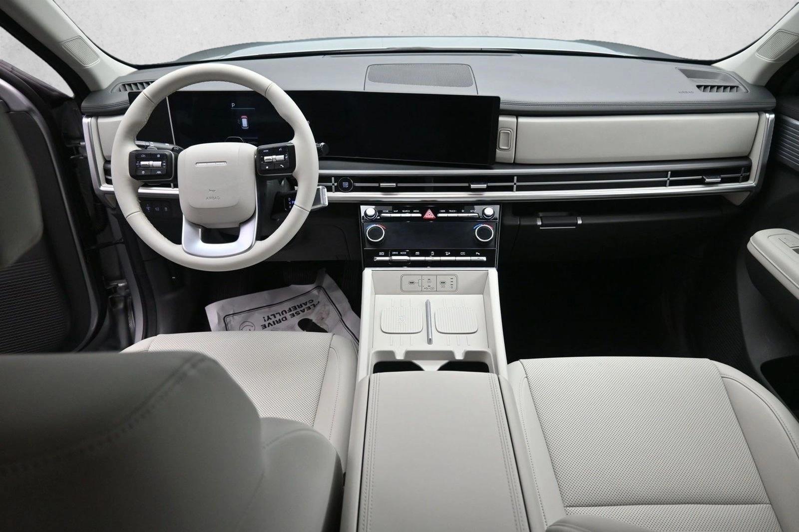 Thumbnail: 2025 Hyundai Santa Fe - 4
