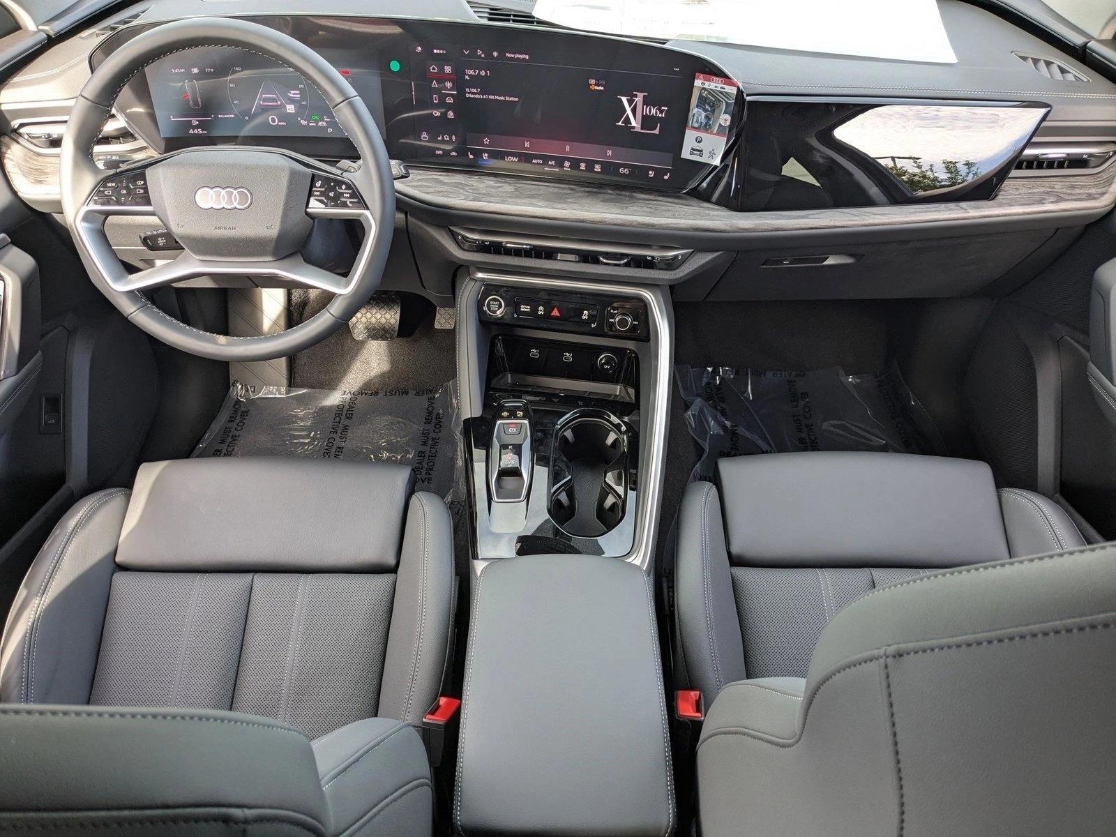 Thumbnail: 2025 Audi Q5 - 4