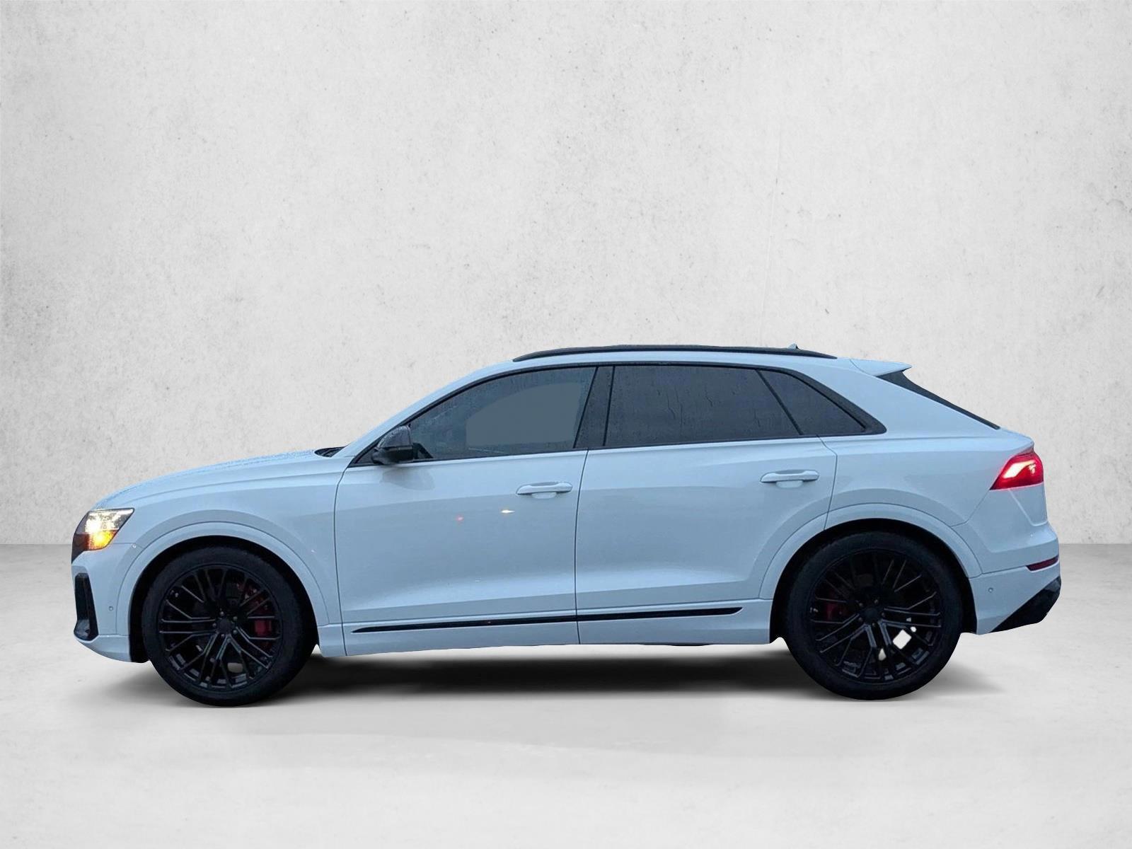 Thumbnail: 2026 Audi SQ8 - 2