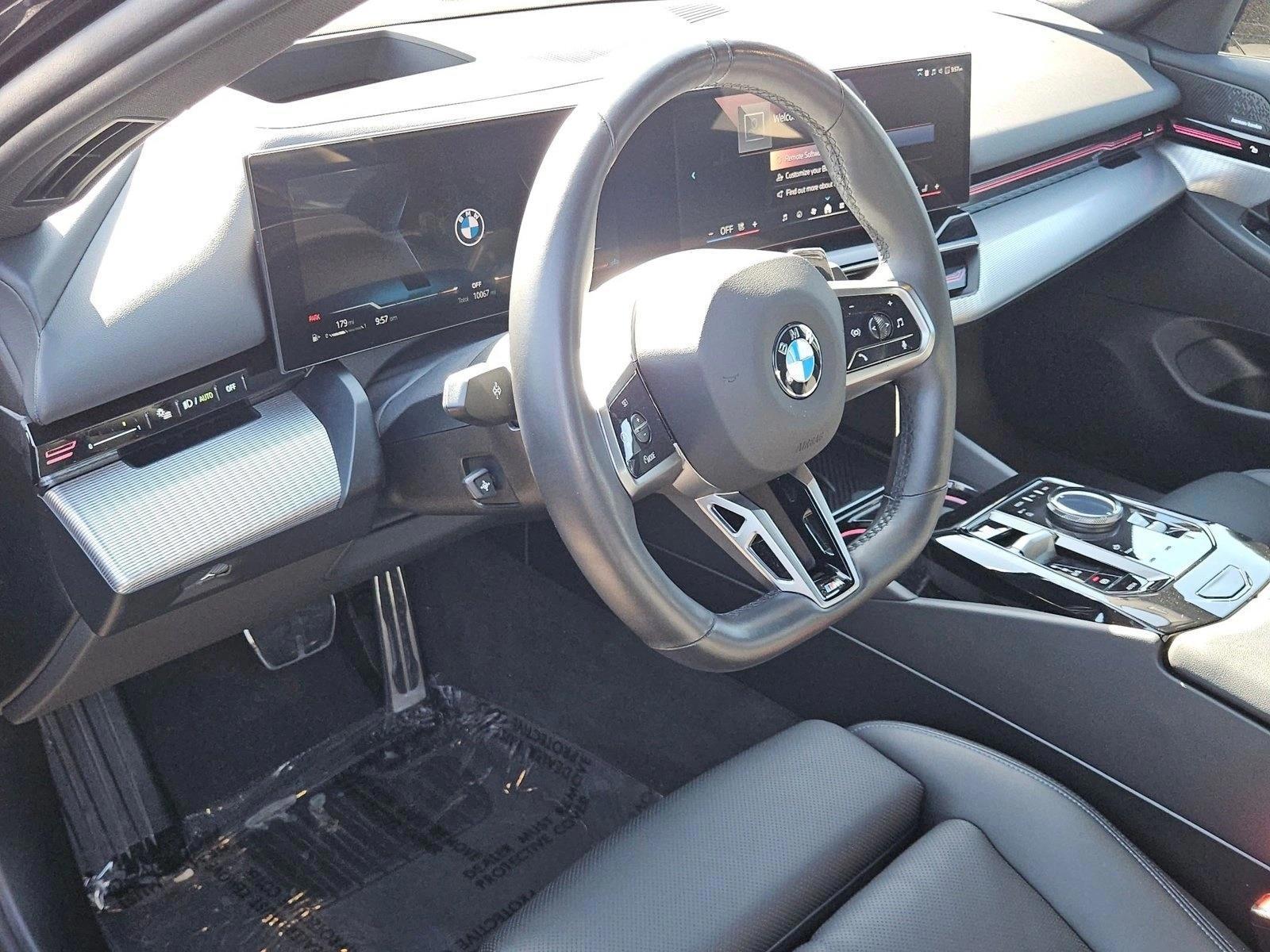 Thumbnail: 2026 BMW 5 Series - 3
