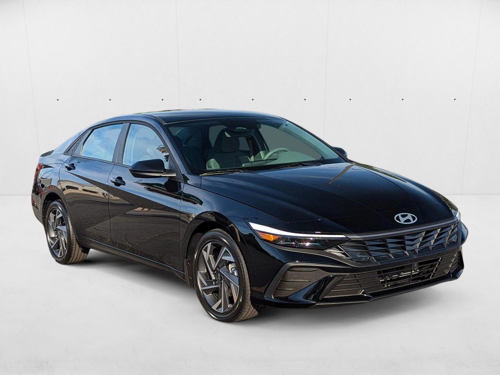 2025 Hyundai Elantra Blue - Photo 6