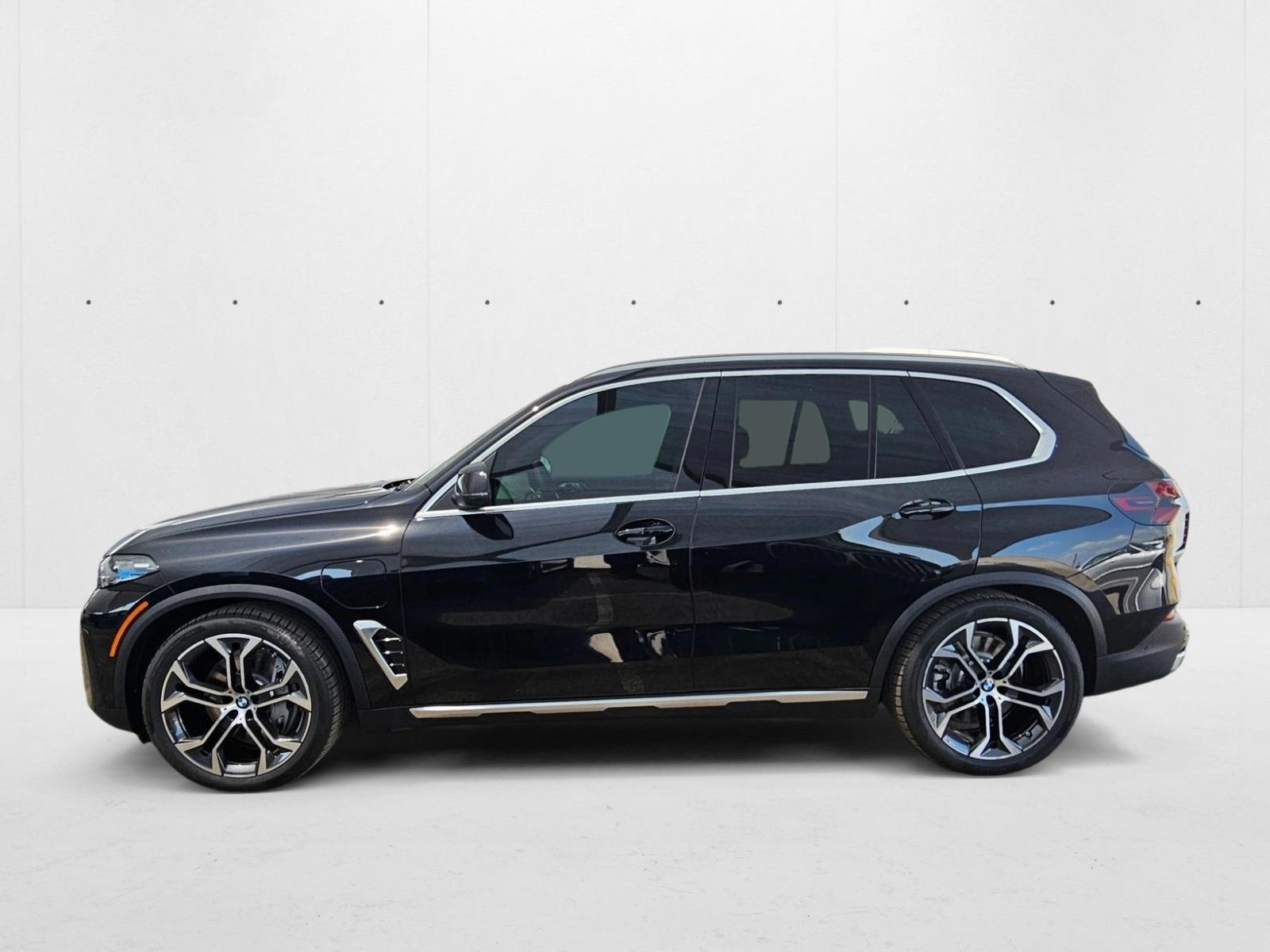 Thumbnail: 2026 BMW X5 - 2